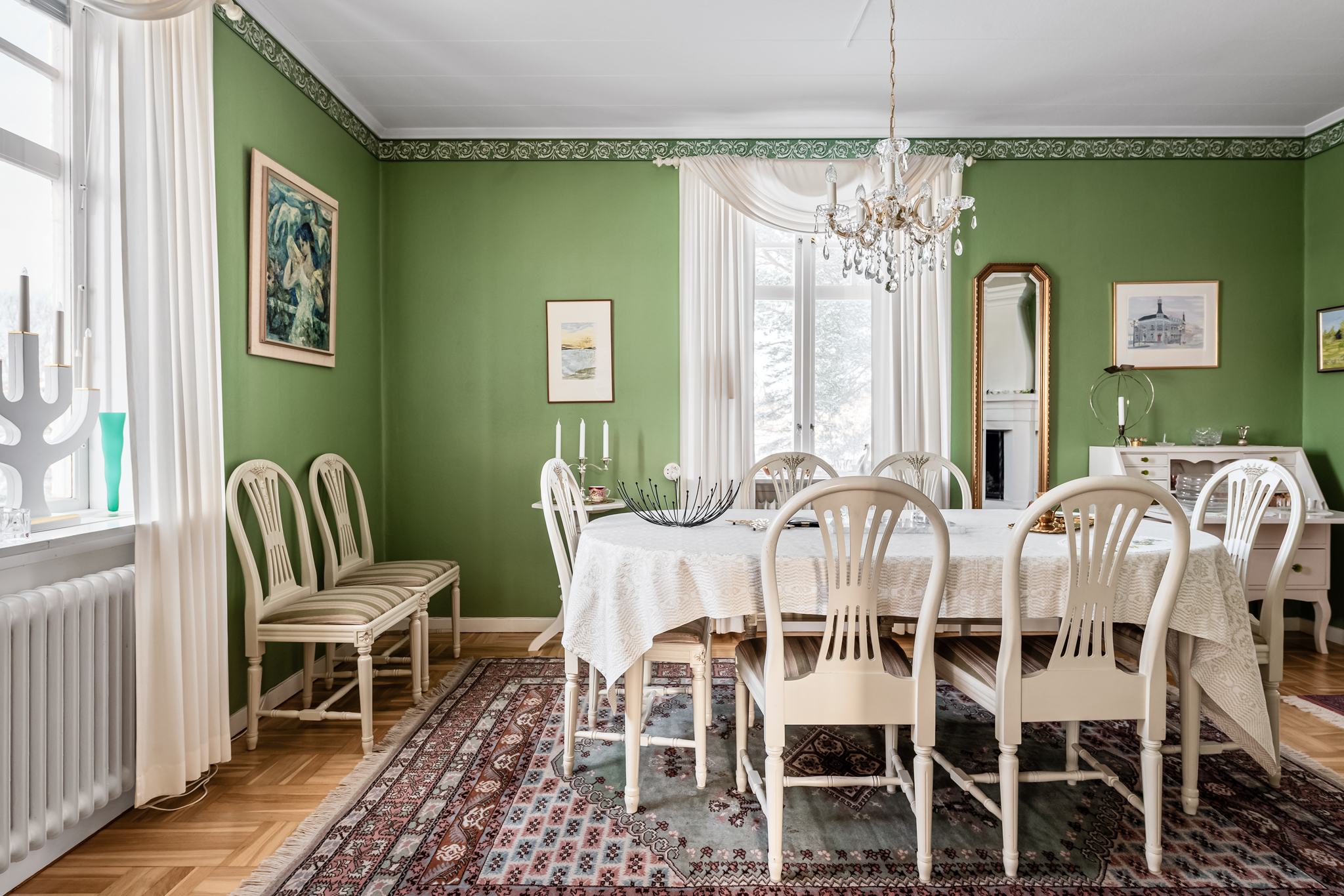 Backvägen, Umeå.
Fotad av @bildfab.se,
Redigerad av @chimli.se,
För @charlottemohvforsberg, @mohviumea
.
.
.
#bostadsfotograf #umeå #mäklarfotograf #interiorphotography #retusch #fastighetsfoto #interiordesign #scandinavianinterior #inredningsinspiration #homedecor #drömhem #interiorinspo #nordichome #interiörfoto #interiör #inredningsdetaljer #homestyling #interiordetails #homeinspo #realestatephotography #bostadsfotografumeå #norrland #fastighetsfotograf #inredningsdesign #heminredning