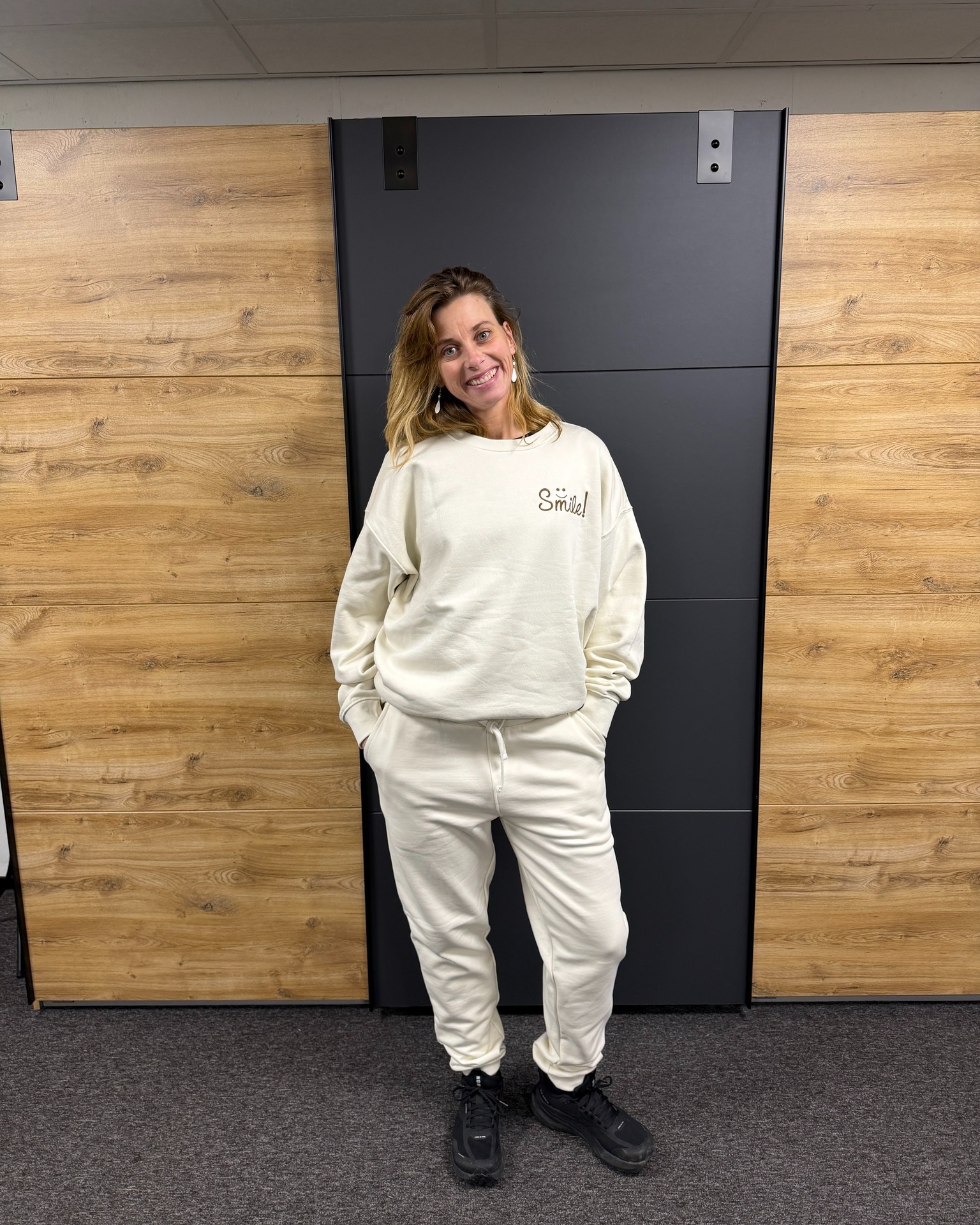 📣 Nieuwe eigen lijn bij In Beeld Reclame
Huispakken met teksten die precies zeggen wat jij denkt 😄
Dit zijn de eerste voorbeelden:
Smile! 😁 of Nope. Not today 🙅♀️
Welke ben jij vandaag? Reageer met SMILE of NOPE
#inbeeldreclame #huispak #loungewear #comfortlook #statementkleding #teamstijl #bedrukken #borduren #custommade #cadeautip