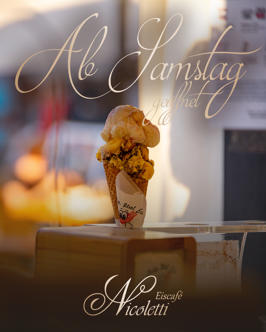 Wir sind zurück! 🍦✨
Ab Samstag öffnen wir wieder unsere Türen und freuen uns riesig auf euch. Kommt vorbei und genießt eure Lieblingssorten – täglich ab 11 Uhr sind wir für euch da. Sonne, Eis und gute Laune warten schon! ☀️
#Eiscafé #WiederGeöffnet #Eisliebe #SommerGenuss #Nicoletti