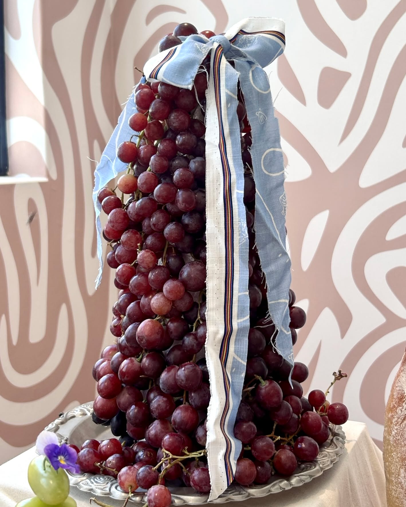 We're still daydreaming about the @beachcultct x @studio__pen launch event 😍
Swipe for some of the dreamy details ✨