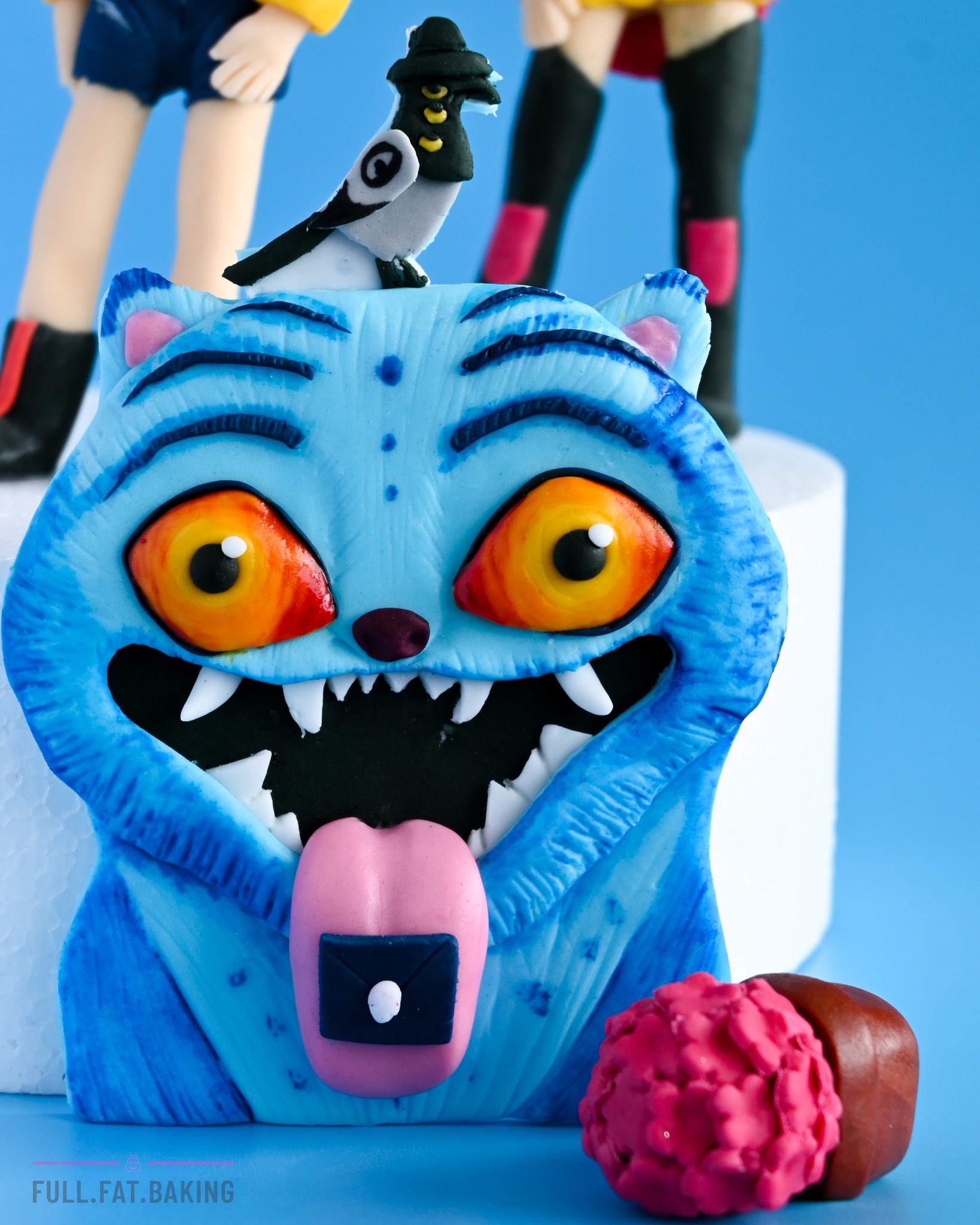 Sugarpaste toppers of Huntrix ๐
Hand sculpted, fully edible and VERY time consuming ๐
But honestly one of my favourite topper sets to date.
Custom toppers available on request ๐
#FullFatBaking #CakeToppers #SugarpasteToppers #CustomCakeTopper #PaphosBaker