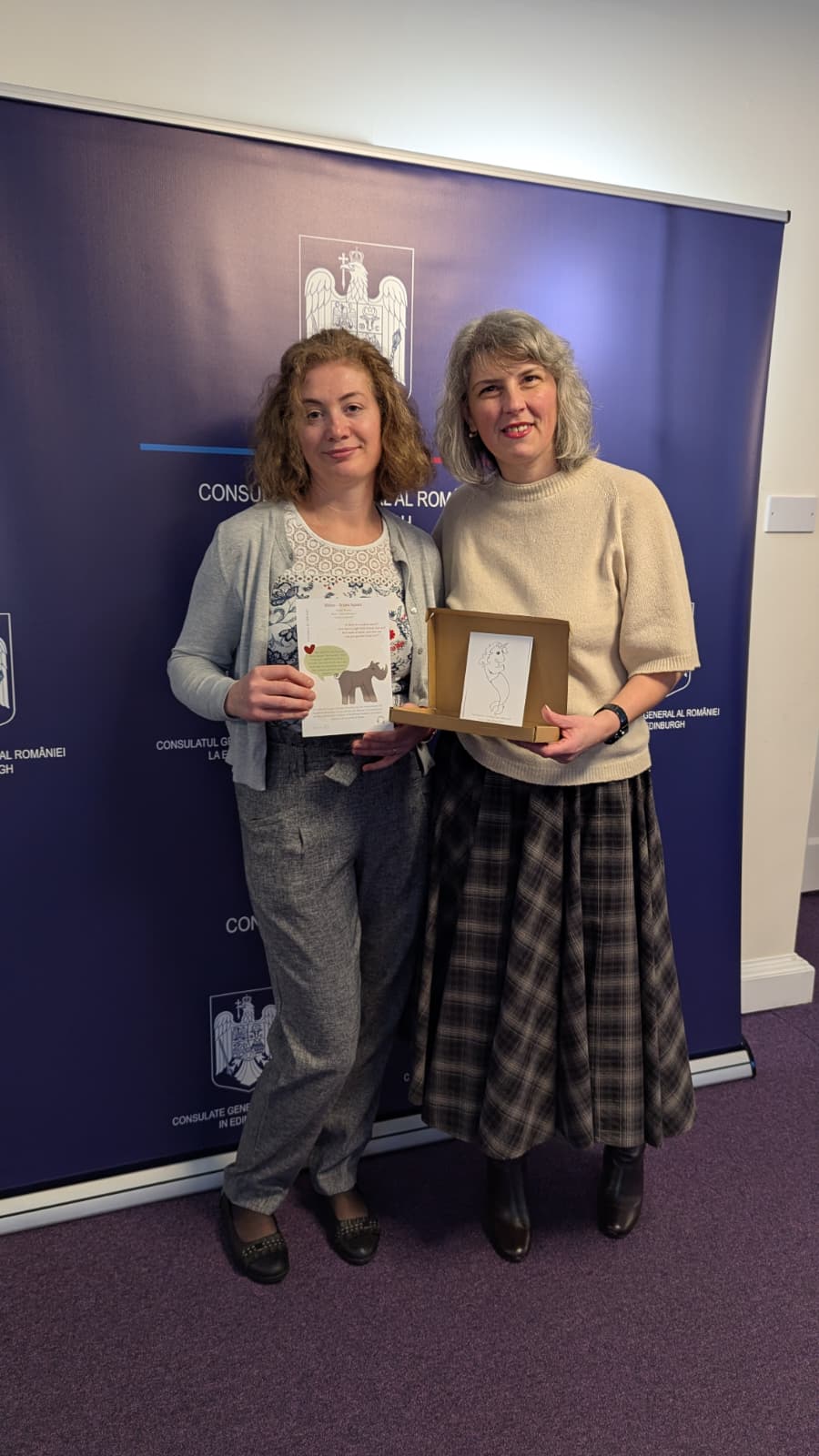 A recommendation for the curious parents and children ❤️
Shouting out a beautiful new Edinburgh organisation, @edinburghanimaltrail - a boxed, self-guided walking keepsake designed for families who want to explore the city in a calmer, more curious way. Designed by a parent, for parents and carers.
In a world that’s often too fast and too loud, this trail is a breath of fresh air. It lets you follow your child’s curiosity rather than a set path. No pressure to finish, no "right" way to do it; just a beautiful boxed keepsake to help you find the quiet magic hidden in the city streets. Such a kind, thoughtful way to spend time together.
You can purchase yours here https://www.edinburghalbums.com/product-page/edinburgh-animal-trail-1