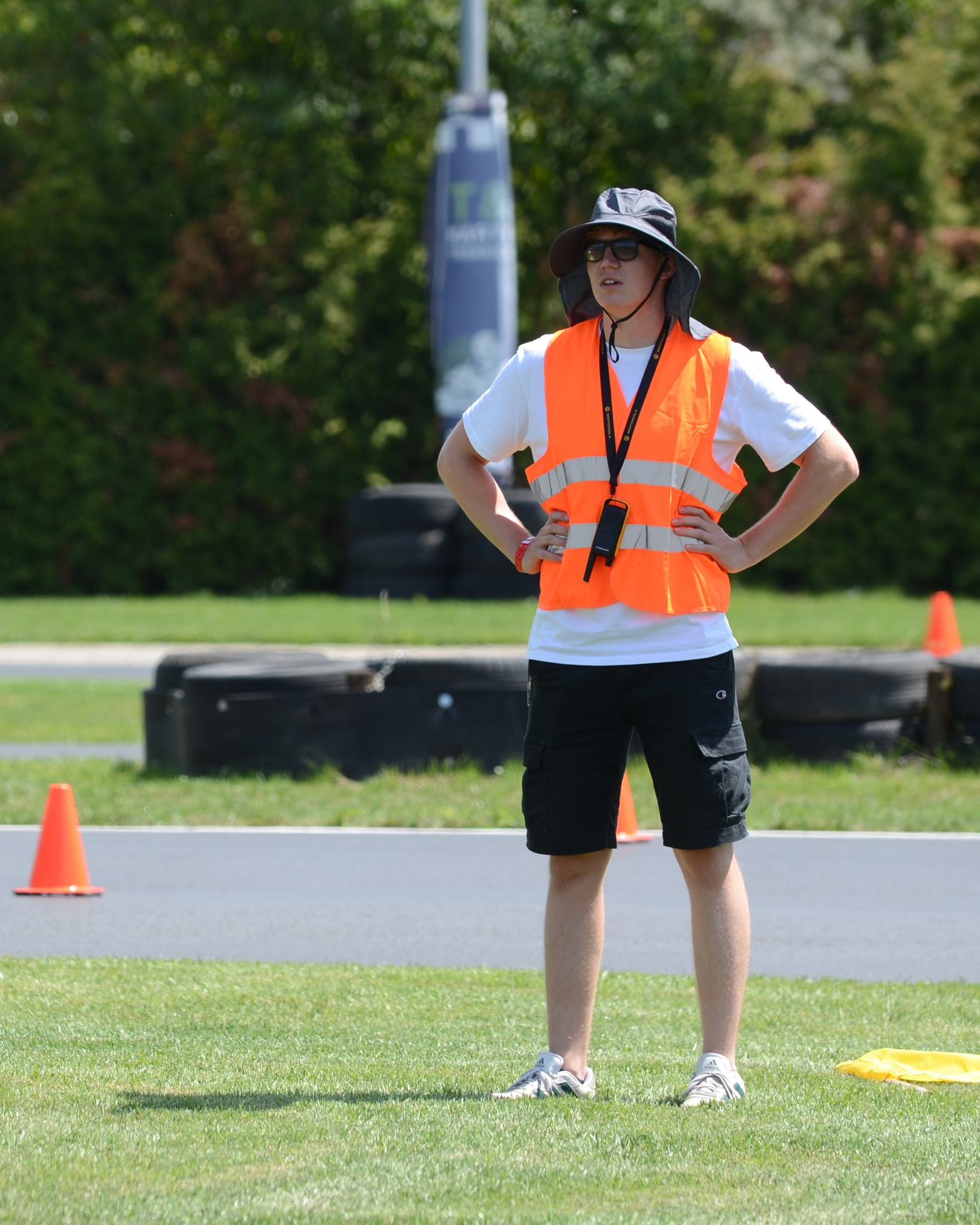 guess what he's staring at (wrong answers only)
.
.
.
#fsbalkans #formulastudent