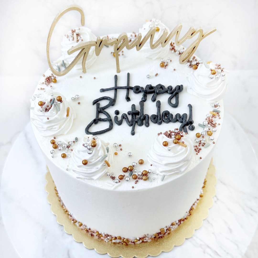 One of the best parts of what I do is getting to step into the milestones that matter most! Being trusted to create again & again is the highest compliment 💛
A's an old friend from my “regular job” days — & somehow, through all the seasons of life, we’ve been lucky enough to stay friends. Not long ago, I was creating her wedding cake & cupcakes & now here we are again, designing something for her Granny’s 95th birthday 🎁
When A & her then-fiancé came for their wedding tasting, snickerdoodle was the top of the top. Of course it made a repeat appearance!
For 95 years young, I thought it would be fun to add a “toast” to the lineup — strawberry cupcakes topped with sparkling wine buttercream. Refreshing & celebratory 🍾
Rounded things out with two classic flavors to make sure there was something for every guest — the best dessert tables feel thoughtful and full 🧁
If you're anything like us, your calendar's filling up with spring sports, team parties, graduation celebrations, and all the end-of-school fun 🌸⚾🎓 Spring & summer orders book quickly — don’t wait til your schedule is overflowing to reach out, the best dates go fast! Together we’ll create dessert that’s as beautiful as it is delicious 💛
Size/Flavor: 6" Marble
Filling: (Nut free) Peanut Butter Buttercream
Buttercream: Vanilla
Size/Flavor: 1 dozen Strawberry
Buttercream: Sparkling Wine
Size/Flavor: 1 dozen Snickerdoodle
Buttercream: Cream Cheese
Size/Flavor: 1 dozen Chocolate/Vanilla
Buttercream: Vanilla
🌐 www.treatsbyallyson.com
IG: @treatsbyallyson
FB: Treats by Allyson
New here? Welcome! 👋🏻 All my treats are dairy, egg, peanut, and tree nut-free, with fully customizable options: i.e. gluten, sugar & other ingredients to meet your needs—all without compromising on flavor (seriously, though, they’re even better!). Don’t believe me? Try them—you’ll never look back!
#CustomTreats #CakeDecorating #carrollcounty #carrollcountymd #carrollcountymaryland #weddingcakes #localbaker #localbakery #localbakeries #cupcakes #carrollcountybakery #manchestermd #hanoverpa #westminstermd #customcake #customcakes #customcakes #birthdaycake #SpringFlavors #springdessert #springdesserts