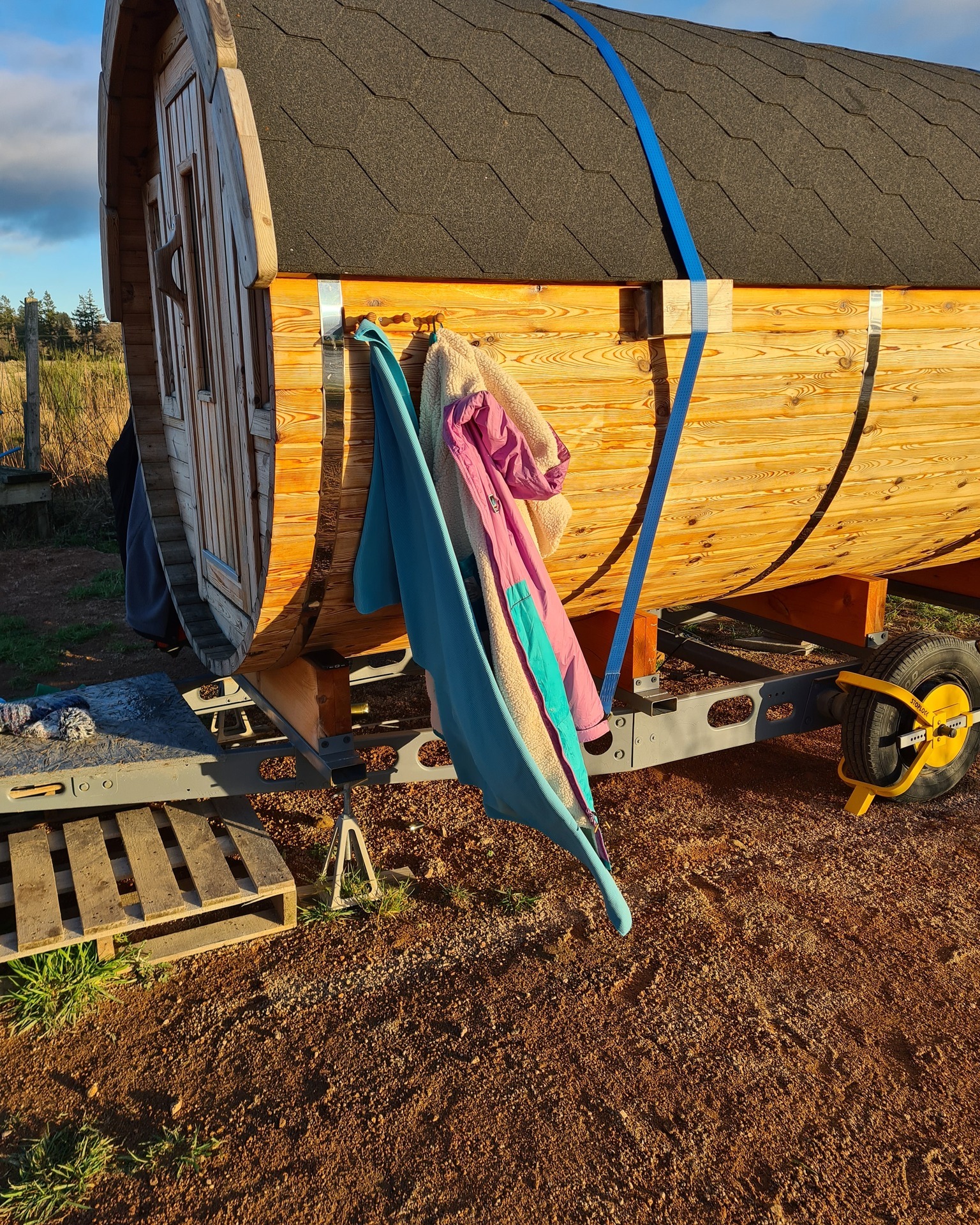 bikingPlanning a weekend exploring the hills or running? Make this SUNDAY at The Little Sauna your final stop! 🏰🥾 After a day of walking, your muscles will thank you for the wood-fired heat, and your soul will thank you for the River Don plunge.
We are tucked away in beautiful Keig - the perfect hidden gem for your Aberdeenshire adventures.
Plan your visit: https://thelittlesauna.wixsite.com/thelittlesauna
#VisitAberdeenshire #Keig #Alford #Insch #Huntly #RiverDon #OutdoorScotland #SaunaAdventure
