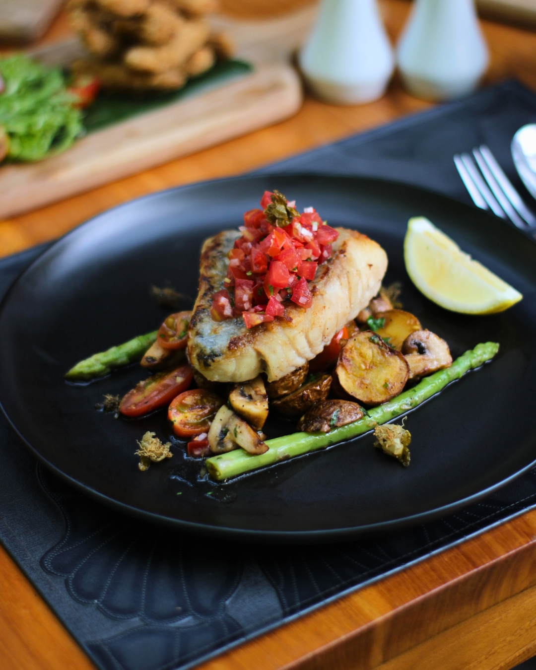 Uncompromising quality meets culinary artistry. Enjoy our perfectly cooked Pan Seared Snapper for a lunch experience that is both light and exceptionally flavorful.
Where will your next culinary journey take you? Let us welcome you at Craft Restaurant today.
www.annoravillas.com
#CraftRestaurant #AnnoraVillasSeminyak #BaliDining #SeminyakRestaurant #BaliHiddenGem #FreshCatch