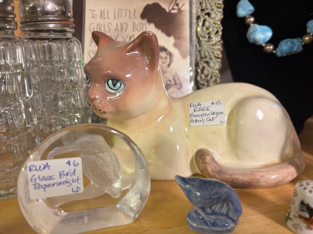 Start the weekend off right with a visit to Full Moon!!
Full Moon's Vintage Village
835 Lafayette Rd
Route 1
Hampton NH 03842
open 10am-6pm ---------closed Tuesday
(we are the red building and barn between Best Tile &The Community Oven
#ryenh #seacoastnhshopping #portsmouthnh #newenglandantiquetrail #northhamptonnh #nhsmallbusiness #nhantiques #amesburyma #exeternh #yardsalesnh #newburyportma #newenglandantiques #besttile #hamptonnh #seabrooknh #salisburyma #wardtonerecords #kingstonnh #grovelandma #yorkme #wsca1061fm #westnewburyma #NewingtonNH #dovernh #rochesternh #kingstonnh #grovelandma #yorkme #wsca1061fm #westnewburyma