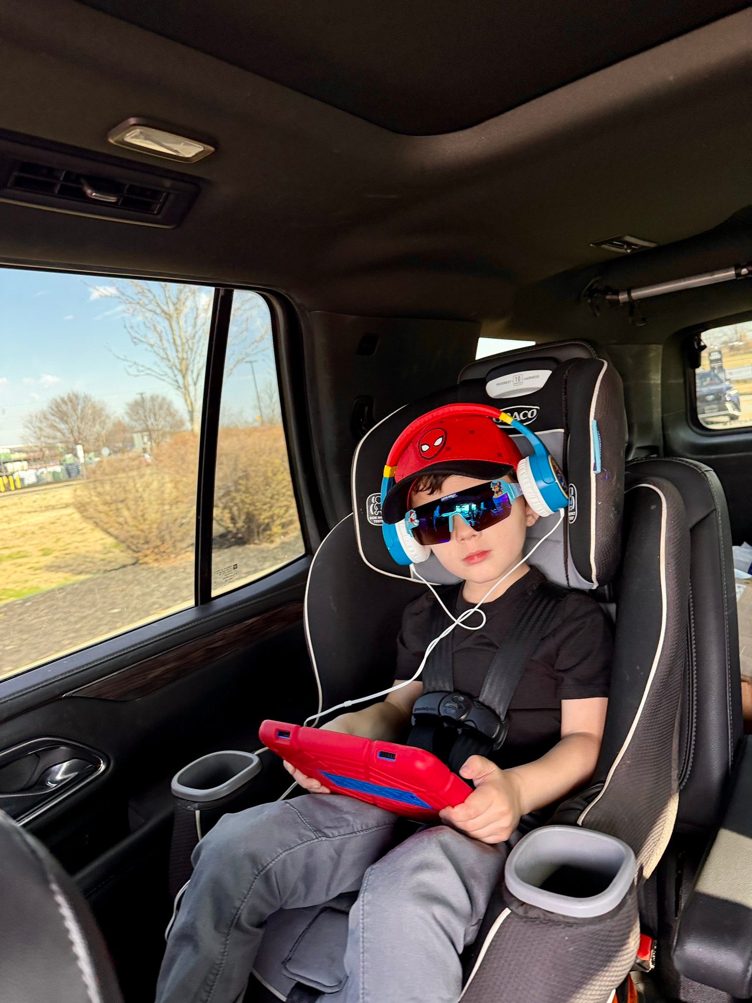 Another weekend full of adventures. After Cool Runnings for movie night, we spent Saturday getting our nature on. Pigeon Roost was closed for a controlled burn, so we pivoted and hiked the War Eagle Trail Instead.
After our hike we drove to the WarEagle Mill and had a picnic under the bridge. Toes in the water. Sand between our fingers. No screens. Just time.
Sunday slowed down to house projects, bike rides, and trampoline jumps before the rain rolled in.
Weekends like this prove the best adventures don’t cost much… but the return on investment is priceless.
Good weekend.