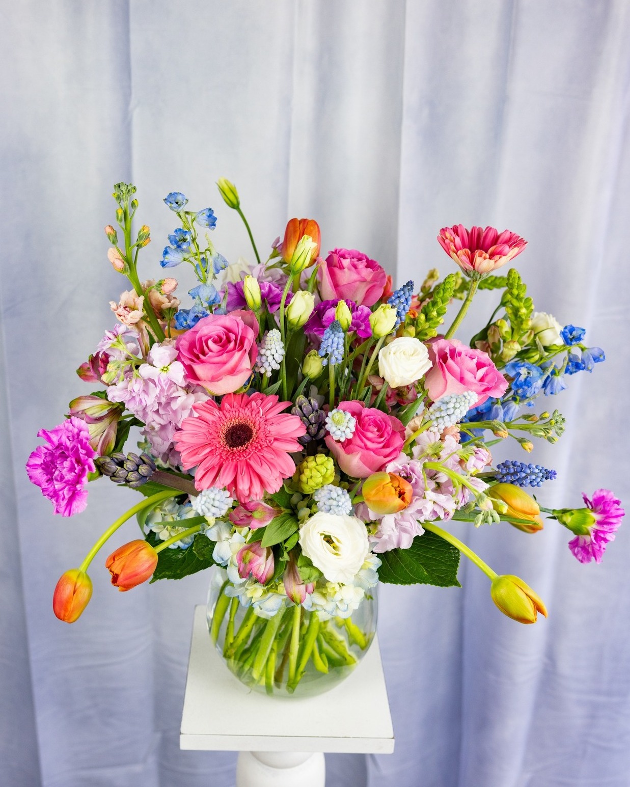 An arrangement to suit the most lovely birthday queen from her sweet love!! 🥳🌷