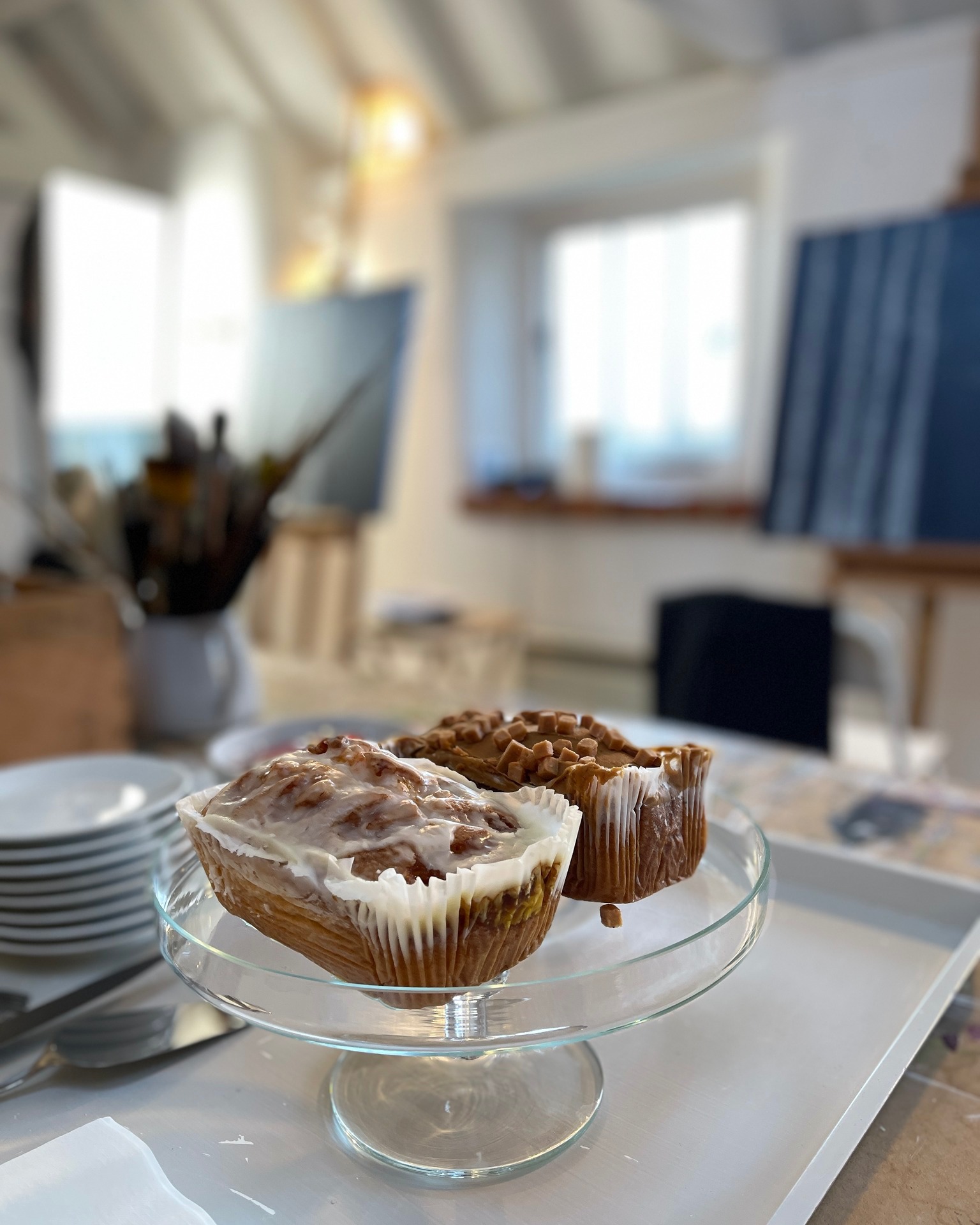 So at the weekend, I sent out a poll for my subscribers and asked them this question ... …
Do we continue the seasonal woodland series for the next 2 day Large Canvas Workshop?
🌸 Spring Silver Birch Trees
Or do we go completely coastal…
🌊 A large seascape workshop?
What would you have voted for?
Tell me below — SILVER BIRCH or SEASCAPE?
#acrylicartistsofinstagram #ukartist #artworkshops #chippenhamwiltshire #artworkshopsforadults #wiltshirelife #wiltshireevents #acryliconcanvas #acrylicart