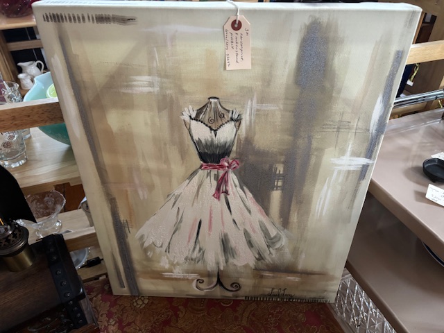 This is the best Saturday morning so far this month to get over to Full Moon!!
Full Moon's Vintage Village
835 Lafayette Rd
Route 1
Hampton NH 03842
open 10am-6pm ---------closed Tuesday
(we are the red building and barn between Best Tile &The Community Oven
#ryenh #seacoastnhshopping #portsmouthnh #newenglandantiquetrail #northhamptonnh #nhsmallbusiness #nhantiques #amesburyma #exeternh #yardsalesnh #newburyportma #newenglandantiques #besttile #hamptonnh #seabrooknh #salisburyma #wardtonerecords #kingstonnh #grovelandma #yorkme #wsca1061fm #westnewburyma #NewingtonNH #dovernh #rochesternh #kingstonnh #grovelandma #yorkme #wsca1061fm #westnewburyma