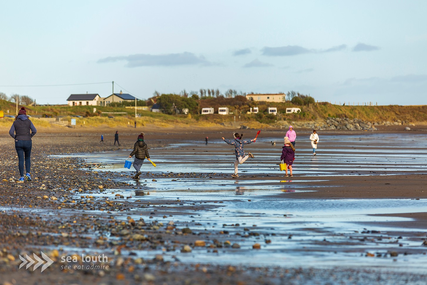 Templetown Beach is the perfect spot to shake off the winter blues. Think seaside strolls, buckets and spades back in action and that golden light dancing on the water 🏖️💛
Time to plan your next coastal escape along the Sea Louth trail and make the most of the brighter days ahead. Visit Sealouth.ie to start your next saeside break!
#SeaLouth #IrelandsAncientEast #KeepDiscovering #Admire #TempletownBeach #SpringVibes #CoastalMoments #FamilyFun
Credit Sealouth