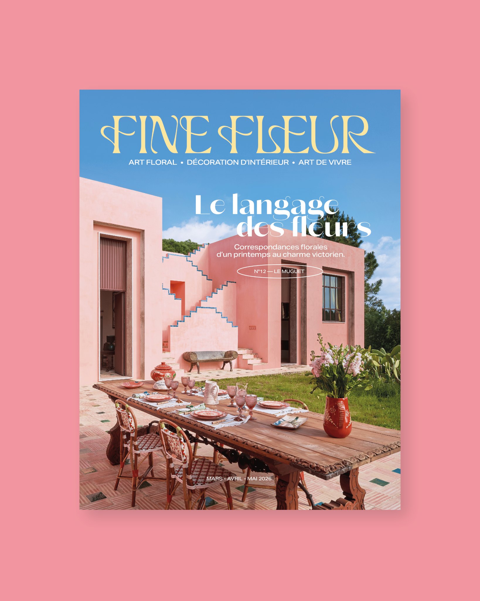 Le printemps arrive chez Fine Fleur 🌸
Dans le n°12, le langage des fleurs se dévoile comme une correspondance délicate :
pétales, dentelles et objets précieux racontent des histoires et portent des messages.
De la Villa Salvada de Christian Louboutin aux serres du Jardin des Plantes, ce numéro explore la poésie florale et les symboles du renouveau — à l’image du muguet, promesse de beaux jours.
Disponible le 10 mars en kiosque et en précommande sur notre site. ✨