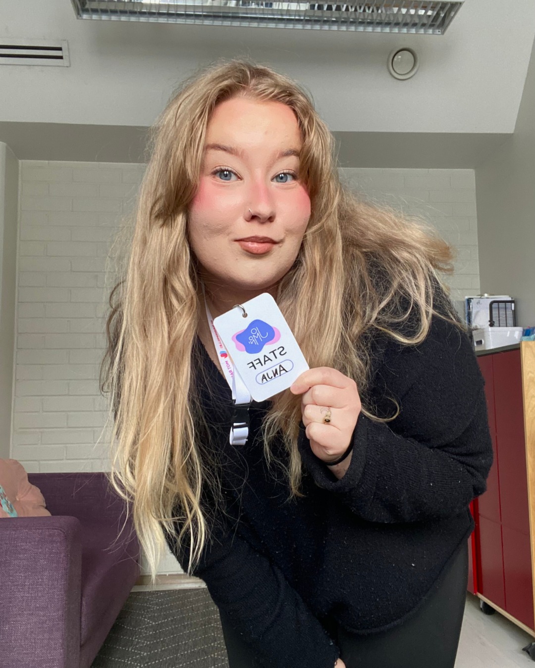 🇬🇧 in English below
Jomonilainen esittäytyy!
Hei kaikille! Minä olen Anja Liimatta, ja toimin Katja Radkevichin sijaisena ajalla 2.3.2026 - 30.4.2026.
Työtehtäviini kuuluvat GOALS- hankkeen yksilöohjaukset (lähi ja etä), viestintä-ja tapahtuma-avustaminen sekä muut toimistotehtävät. Työskentelykieleni ovat suomi ja englanti.
Luonteeltani olen ihmisläheinen, ratkaisukeskeinen, ja luova. Vapaa-ajalla kirjoitan, luen, vietän aikaa luonnossa sekä neulon. ☘️
Työasioissa minuun saa yhteyden sähköpostitse: anja.liimatta@jomoni.fi. Ota rohkeasti yhteyttä!
Moikataan, kun tavataan! 🤝
___
Introducing A Jomoni team member!
Hello everyone! My name is Anja Liimatta, and I will be filling in for Katja Radkevich from March 2, 2026, to April 30, 2026.
My duties include individual guidance (in person and remotely) for the GOALS project, assisting with communications and events, and other office tasks. My working languages are Finnish and English.
I am a people-oriented, solution-focused, and creative person. In my free time, I write, read, spend time in nature, and knit. ☘️
For work-related matters, you can contact me by email: anja.liimatta@jomoni.fi. Feel free to get in touch!
Let's say hi when we meet! 🤝