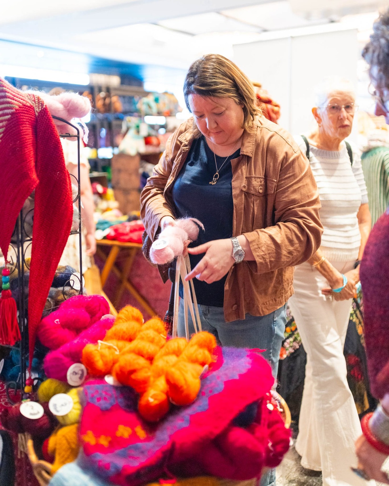At the Australian Yarn Show, we are proud to support small businesses who are contributing to the Australian economy. The Yarn Show works to showcase local industries and drive economic impact! 🌟
From Aussie wool growers and indie dyers to pattern designers and small businesses, every purchase and partnership strengthens our local economy 🛍️
By championing Australian wool, local artisans, small and family businesses and sustainable practices, we help create jobs, foster innovation and celebrate the incredible talent within our fibre community 🧶
When you shop, learn and connect at the Australian Yarn Show, you're not just investing in your craft; you're investing in Australia’s creative and economic future 🧡
