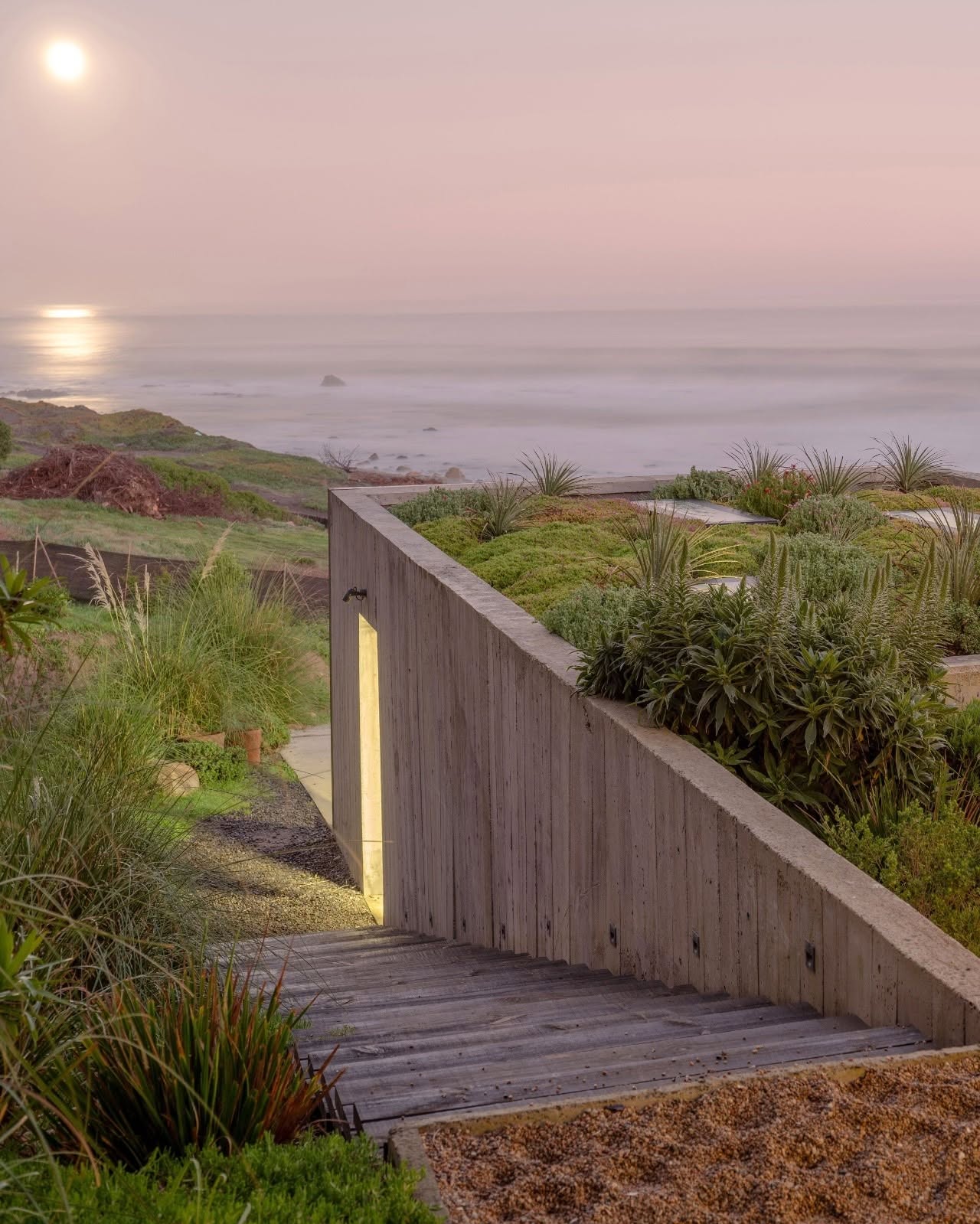 Inspiration- Architecture
Architecture by @stanacev.granados
📸 Photography by @marcoszegers
.
.
.
.
.
Les inspirations qui nous émerveillent:
#johnpawson #miesvanderrohe #richardneutra #peterzumthor #marcelbreuer
#airesmateus #linabobardi #lecorbusier #louiskahn #alvarosiza
#minimalarchitecture #modernarchitecture #modernism #modernistarchitecture
#brutalism #contemporaryarchitecture #minimalistdesign
#architecturalphotography #designinspiration
#architecture #instaarchitecture #archilovers
#architecturefrance #architectureparis