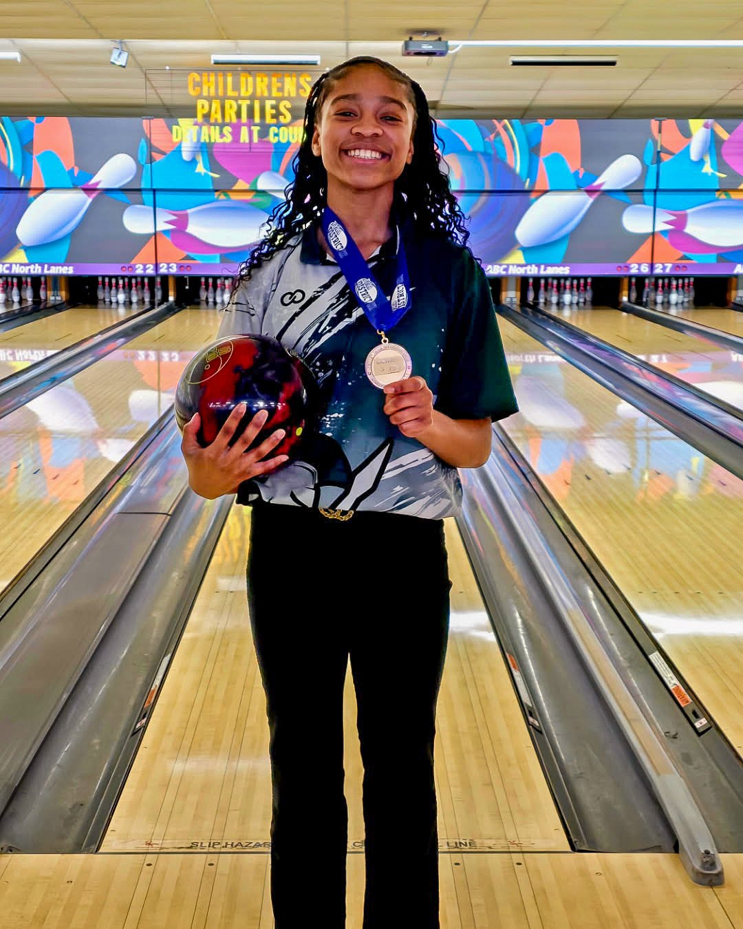 Our student-athletes have been earning some serious hardware!
Aaliyah Hall won the PIAA District III Girls Bowling Championship on Saturday, Feb. 21. She took down the top qualifier by bowling a 260 to secure the title. Aaliyah's stellar performance qualified her for the Eastern Pennsylvania Regional Championships.
One week later, Zoe Welsh made the podium twice during the PIAA District III Girls 3A Swimming and Diving Championships. She finished third (100 freestyle, 53.11) and eighth (100 backstroke, 59.92). Zoe will now move on to the state championships.
Congratulations, Spartans! #YorkTechProud