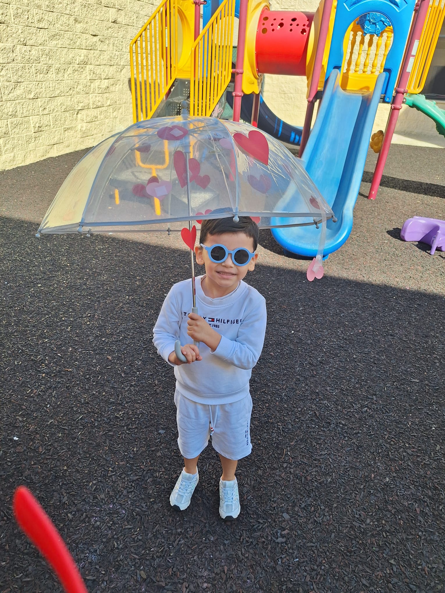 Looking back on Valentine’s Day 💌✨
Our students filled the classroom with friendship, laughter, and holiday cheer! From sweet moments to shared smiles, it was a day full of connection and joy among classmates. 💕🫂
A special celebration of friendship that warmed everyone’s hearts! ❤️