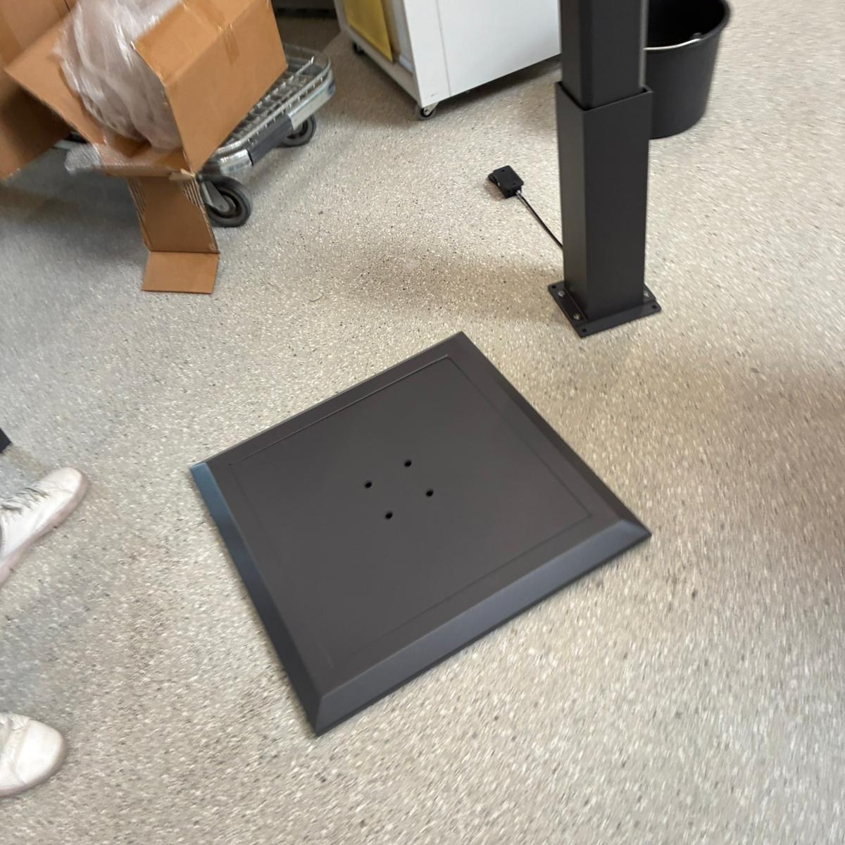 ๐ ๏ธ๐ฟ ๐ฉ๐ผ๐บ ๐๐ฎ๐ฟ๐๐ผ๐ป ๐๐๐ฟ ๐ช๐ผ๐ต๐น๐ณ๐ฬ๐ต๐น-๐ข๐ฎ๐๐ฒ ๐ฟ๐ ๏ธ
So entsteht unsere neue Gartenlounge ๐ช
Erst auspacken, schrauben, aufbauen โ und am Ende steht sie da: bereit fรผr lange Sommerabende auf der Terrasse โ๏ธ
Wir haben das neue Lounge-Set fรผr euch aufgebaut โ damit ihr euch direkt vor Ort ein Bild machen kรถnnt.
Stabil, modern und perfekt fรผr gemรผtliche Stunden im Garten oder auf dem Balkon.
Vorbeikommen & probesitzen!๐ค