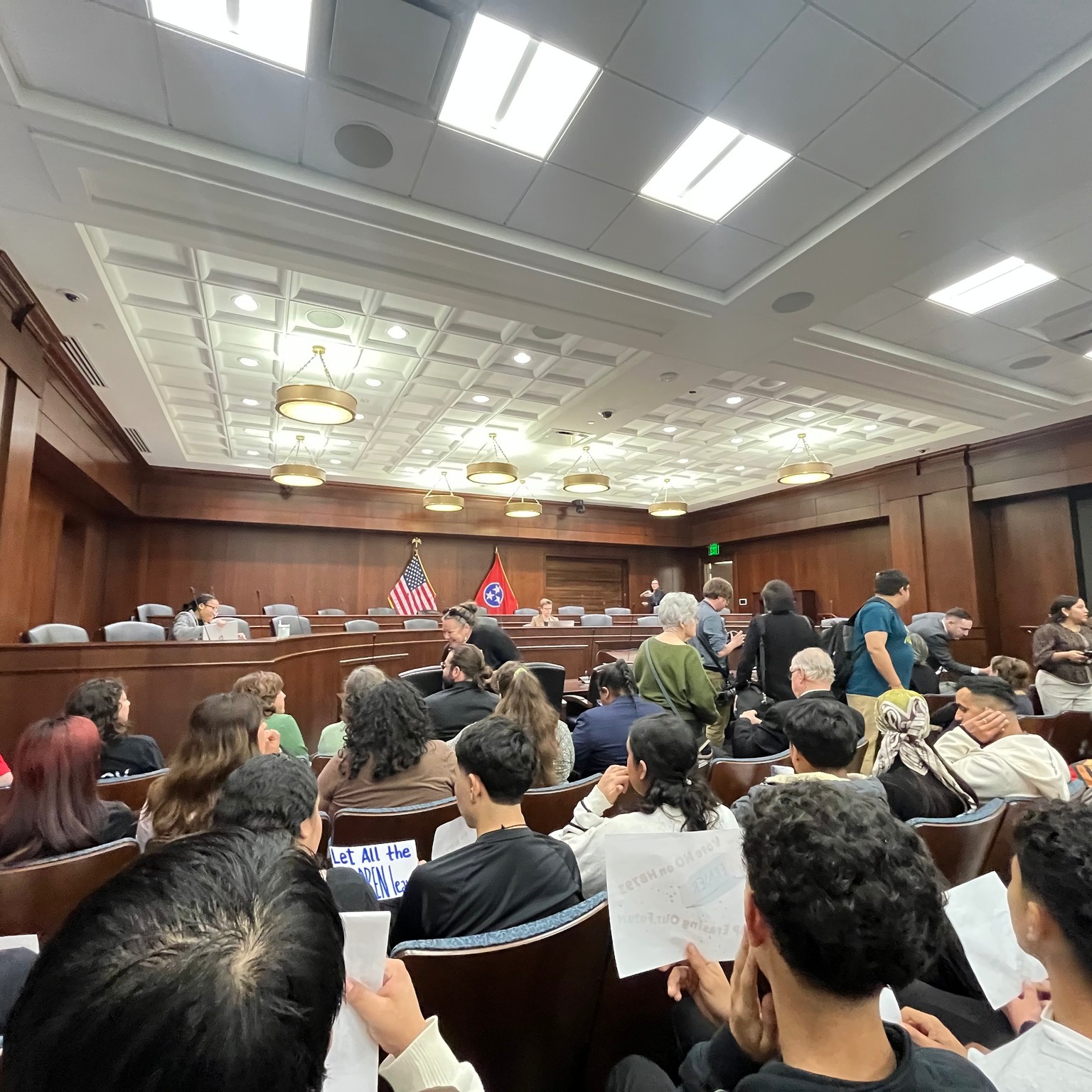 This is how La Paz stands up for the rights of immigrant families and Tennessee residents! โ
Yesterday, we attended the hearing of harmful bills HB 793 and HB 1711 which seek to limit and deny free education to immigrant children. We showed up and showed out at the capitol to prove that our community does not stand with this.
Also, last week, we went on a Day on the Hill held by @unitedwaycha along with many amazing non-profits. Here, we discussed with local legislators and shared the needs and requests of our community members.๐
