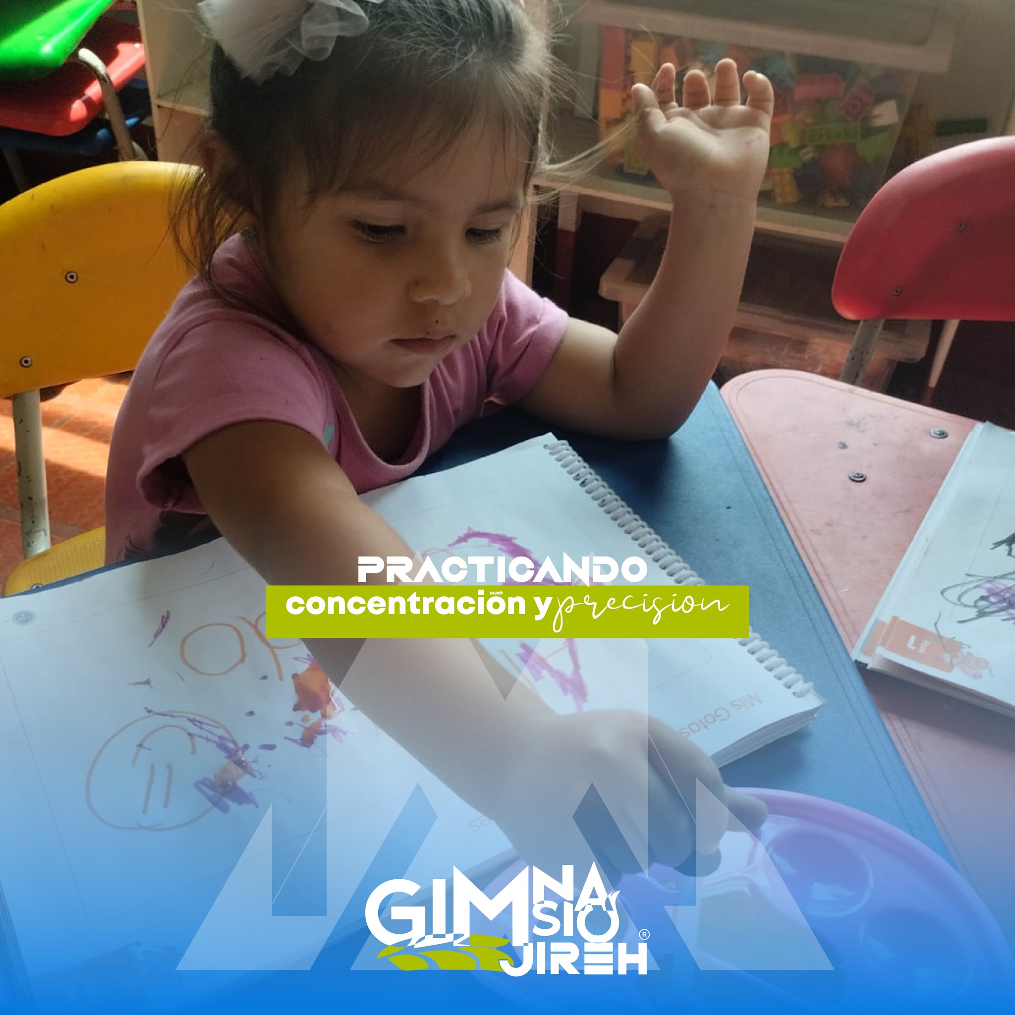 Practicando concentración y precisión 💧✋. Con gotero y manchas de color, el prejardín entrena motricidad fina y se prepara para la pre-escritura, todo entre risas y gotitas. 🖍️👧🏽👦🏻 #ManosPequeñasGrandesLogros #AprenderHaciendo