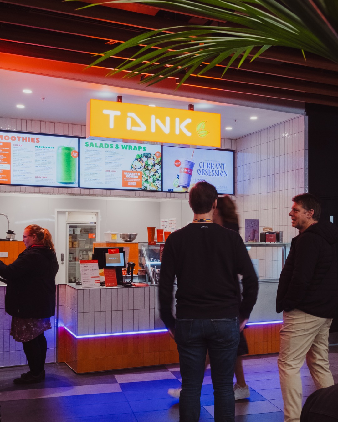 Think we’re messing with you? Not today! 😋
Swing by Tank this April Fools' Day for smoothies, salads, and wraps. No tricks, just tasty treats!