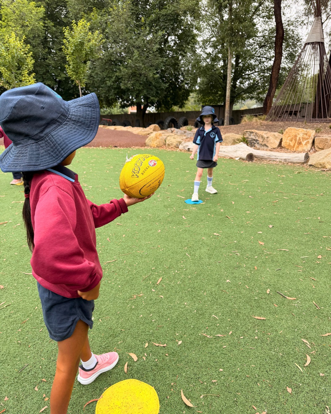 Our Year 1/2 students had a fantastic day engaging in their specialist classes yesterday.
In PE, they practised handball with AFL footy, building their skills and hand eye coordination. In Italian, they enjoyed reading Il Piccolo Capitano. In Art, they painted beautiful sea creatures, and in Performing Arts they learned about Antonio Vivaldi, listening to his famous composition The Four Seasons and drawing what they imagined as they listened.
We are incredibly blessed to have such dedicated specialist teachers at SJB who inspire creativity, movement and a love of learning every day. 🎨🎶
#SJB2026 #stjohnthebaptistprimaryferntreegully #melbournecatholicschools #lightingtheirpath #catholiceducation #EmpoweredToThrive #MACSMoreThanEducation