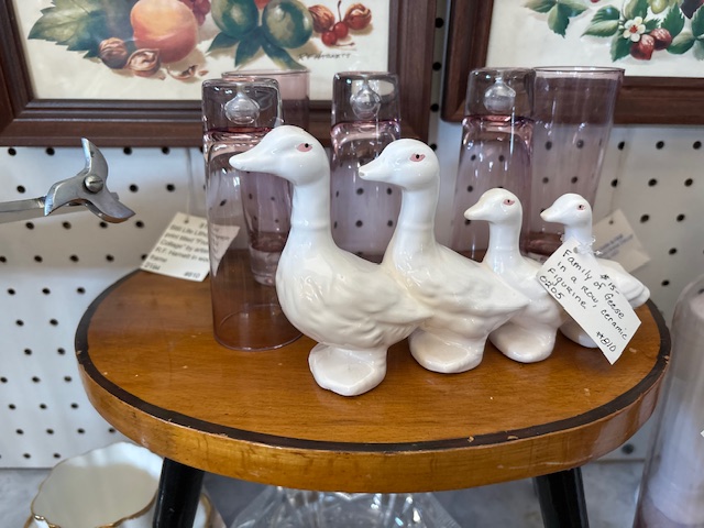 Follow the crowd to Full Moon's Vintage Village!!
Full Moon's Vintage Village
835 Lafayette Rd
Route 1
Hampton NH 03842
open 10am-6pm ---------closed Tuesday
(we are the red building and barn between Best Tile &The Community Oven
#ryenh #seacoastnhshopping #portsmouthnh #newenglandantiquetrail #northhamptonnh #nhsmallbusiness #nhantiques #amesburyma #exeternh #yardsalesnh #newburyportma #newenglandantiques #besttile #hamptonnh #seabrooknh #salisburyma #wardtonerecords #kingstonnh #grovelandma #yorkme #wsca1061fm #westnewburyma #NewingtonNH #dovernh #rochesternh #kingstonnh #grovelandma #yorkme #wsca1061fm #westnewburyma