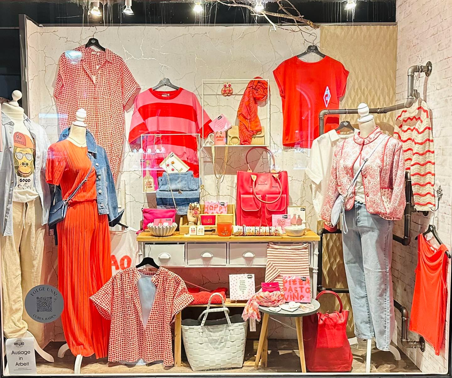 Darfās a bisserl Farbe sein? ā¤ļøš©·
Unsere Ćffnungszeiten:
Montag-Freitag 9 - 18 Uhr
Samstag 9 - 17 Uhr
@cubes_baden
ā
Hier findet ihr uns:
CUBEāS M2 Rathausgasse 8, 2500 Baden
CUBEāS M³ Rathausgasse 12, 2500 Baden