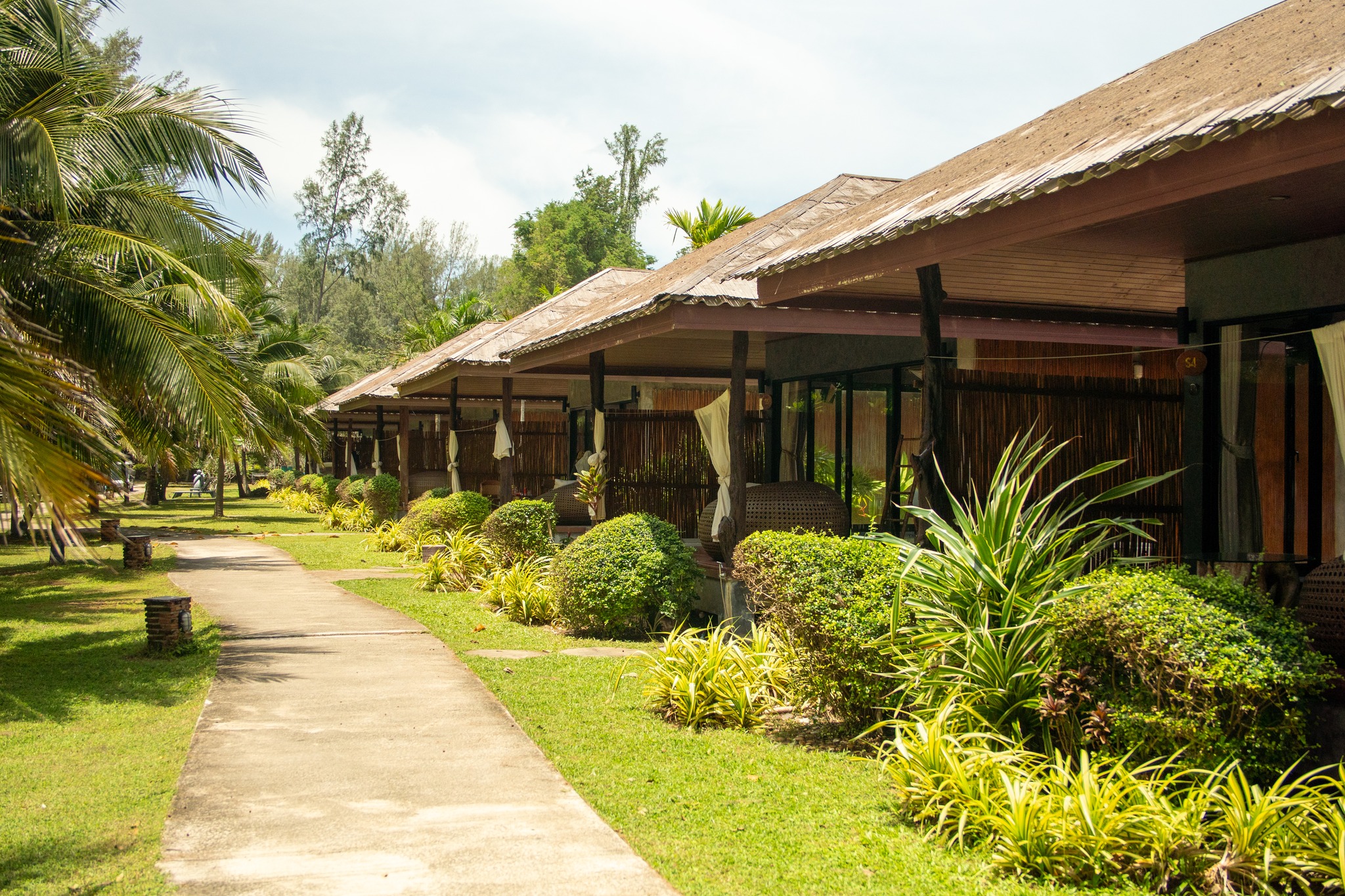 Some places feel like a dream... experience it at Long Beach Chalet🌴
Enjoy our best direct booking rates here! ➡️ link in bio
📞094 432 8889
📩info@longbeachchalet.net
🌐www.longbeachchalet.net