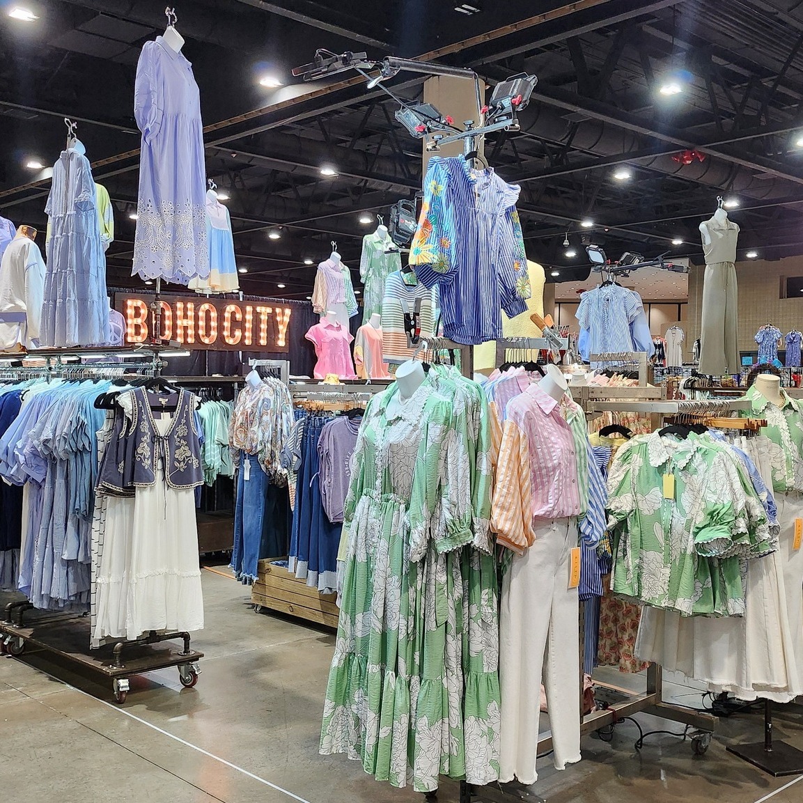 Looking for the latest fashion trends?
@bohocity_usa is bringing all the fashion trends to Spring Market of Jackson, March 20-22 at the Mississippi Trade Mart!
Come check them out in booth 211,213,215!
🌸 Spring Market of Jackson 🌸
🛍️ Location: The Mississippi Trade Mart
📅 Dates: March 20-22, 2026
⏰ Show Hours:
Friday: 9 AM - 8 PM
Saturday: 9 AM - 5 PM
Sunday: 11 AM - 4 PM
🎟️ Tickets:
$10 General Admission
$18 3-Day Pass
$20 Friday Date Night
$20 Saturday Muffins & Mimosas
✨ Don’t miss out on shopping, fun, and unforgettable memories!
👉 For all the info and tickets, visit:
www.themarketshows.com
Buy Tickets Here: https://midsouthmediagroupcom.ticketspice.com/spring-market-of-jackson-2026
#SpringMarket #JacksonEvents #ShopLocal #MississippiTradeMart