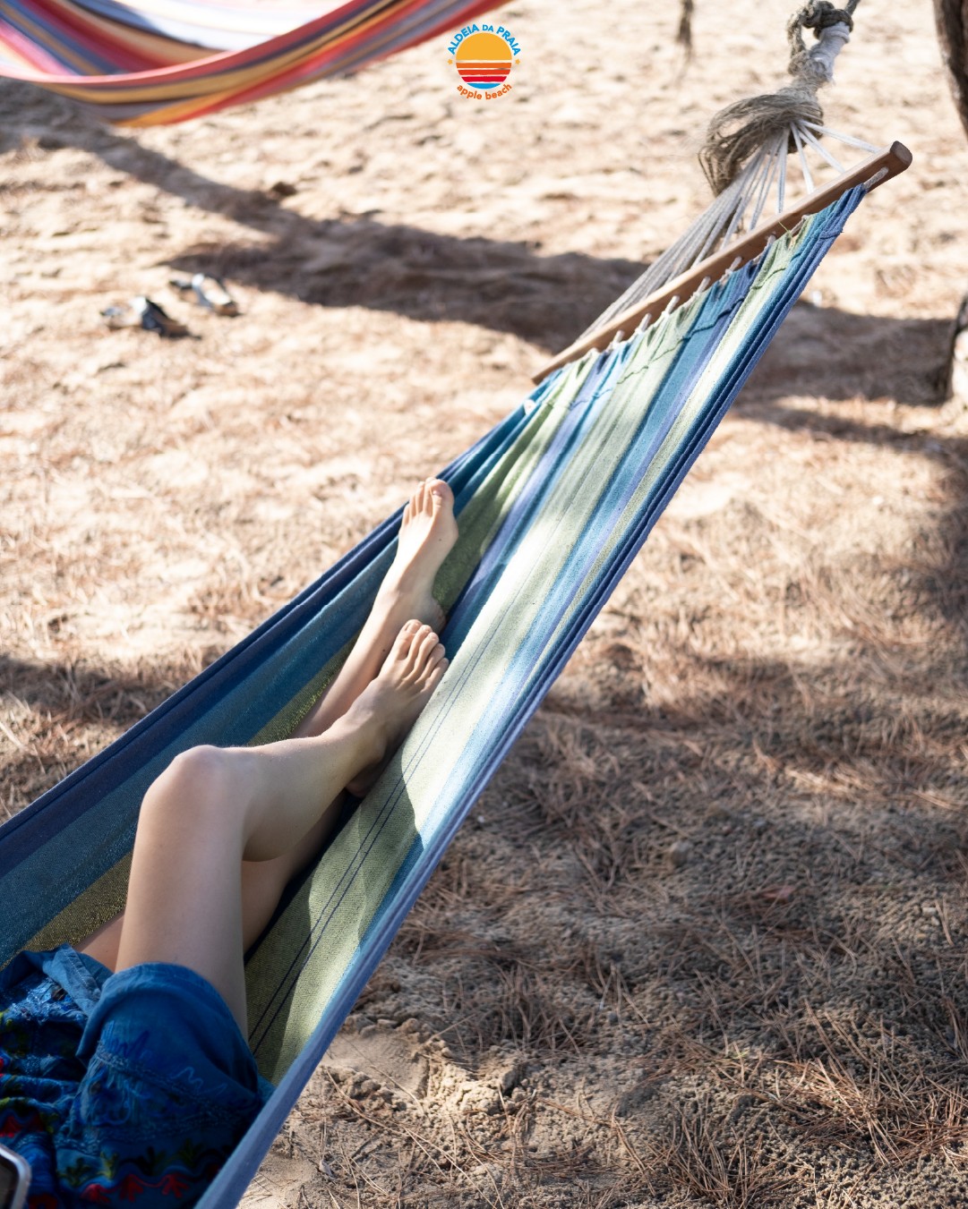 🇵🇹 Dizem que hoje é o Dia da Felicidade. Para nós, é só mais um dia de sol na Aldeia. Se queres dopamina, já sabes onde estamos.
🇬🇧 They say today is Happiness Day. For us, it’s just another sunny day at Aldeia. If you need a dopamine hit, you know where to find us.
#AldeiaDaPraia #PrimaveraNaAldeia #DiaDaFelicidade #SpringVibes #AldeiaMood