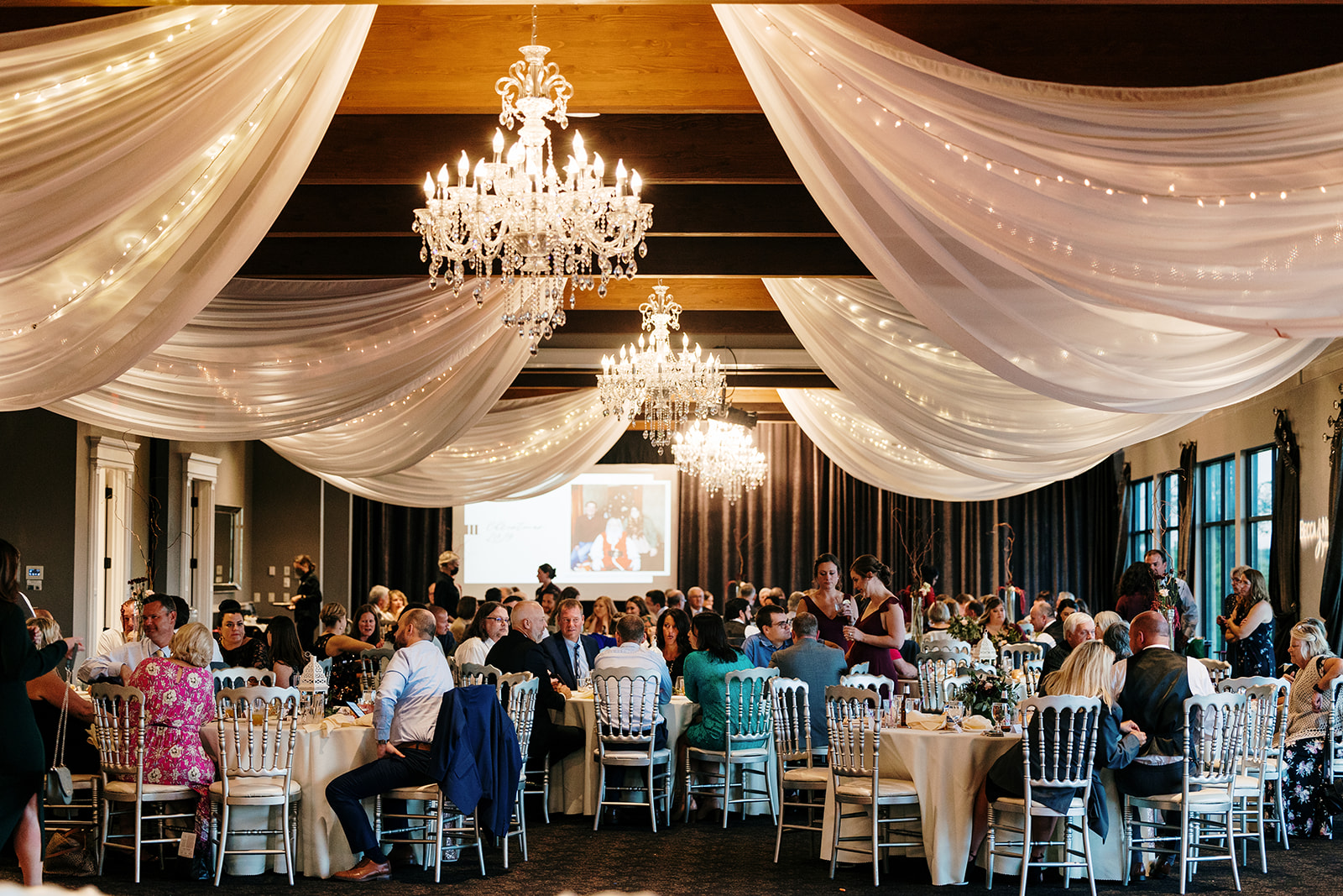 A full room, great food, and an unforgettable celebration. ✨
From beautifully set tables to a packed dance floor, this is what a perfect event looks like. We love bringing people together to celebrate life’s biggest moments in a space that feels just as special as the occasion itself.
Planning a wedding or celebration? Let’s fill the room together. 💍
Photo: @wild.trail.studio
#WeddingReception
#BanquetHall
#WeddingCelebration
#EventInspiration
#MinnesotaWeddings 🎉💍