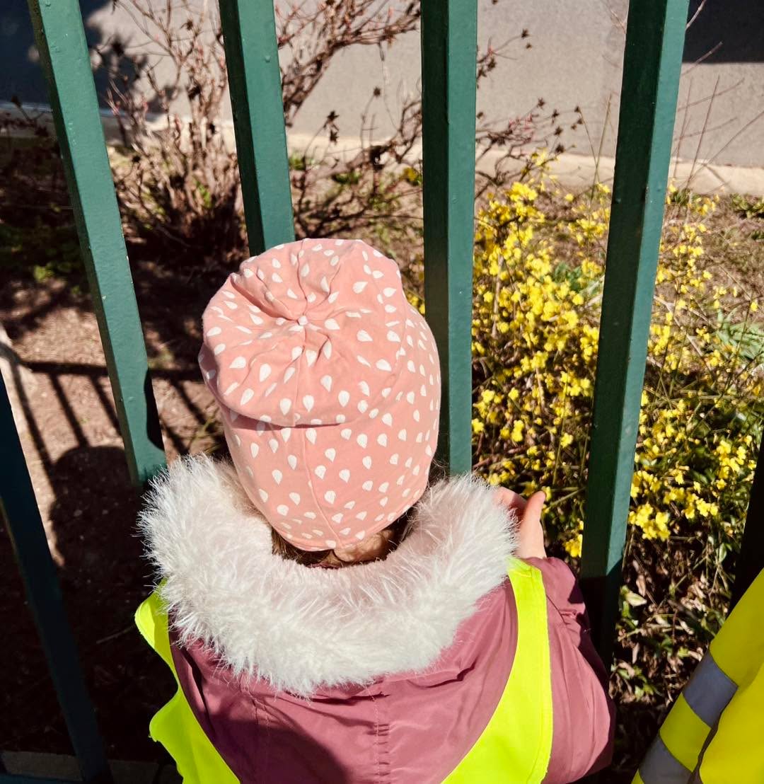 Tavaszi séta 🌼☀️. #babolygó #óvoda #tavasz #virágok #preschool