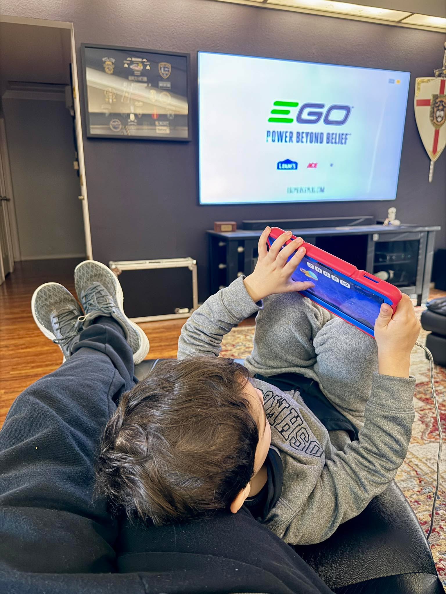 After waking up and demanding pancakes and eggs, this is what I get… I’ll take it! Not a bad way to start a Sunday morning.