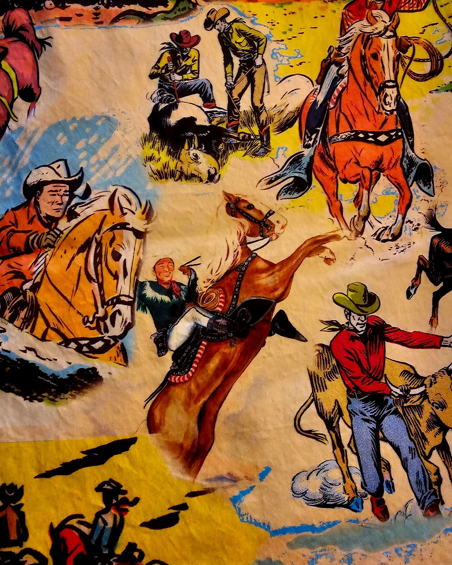 👀 😮 this vintage print! Love! Does it need to be a skirt or a shirt?
#customclothing #oneofakind #rodeoqueendress #rodeoqueen #vintage