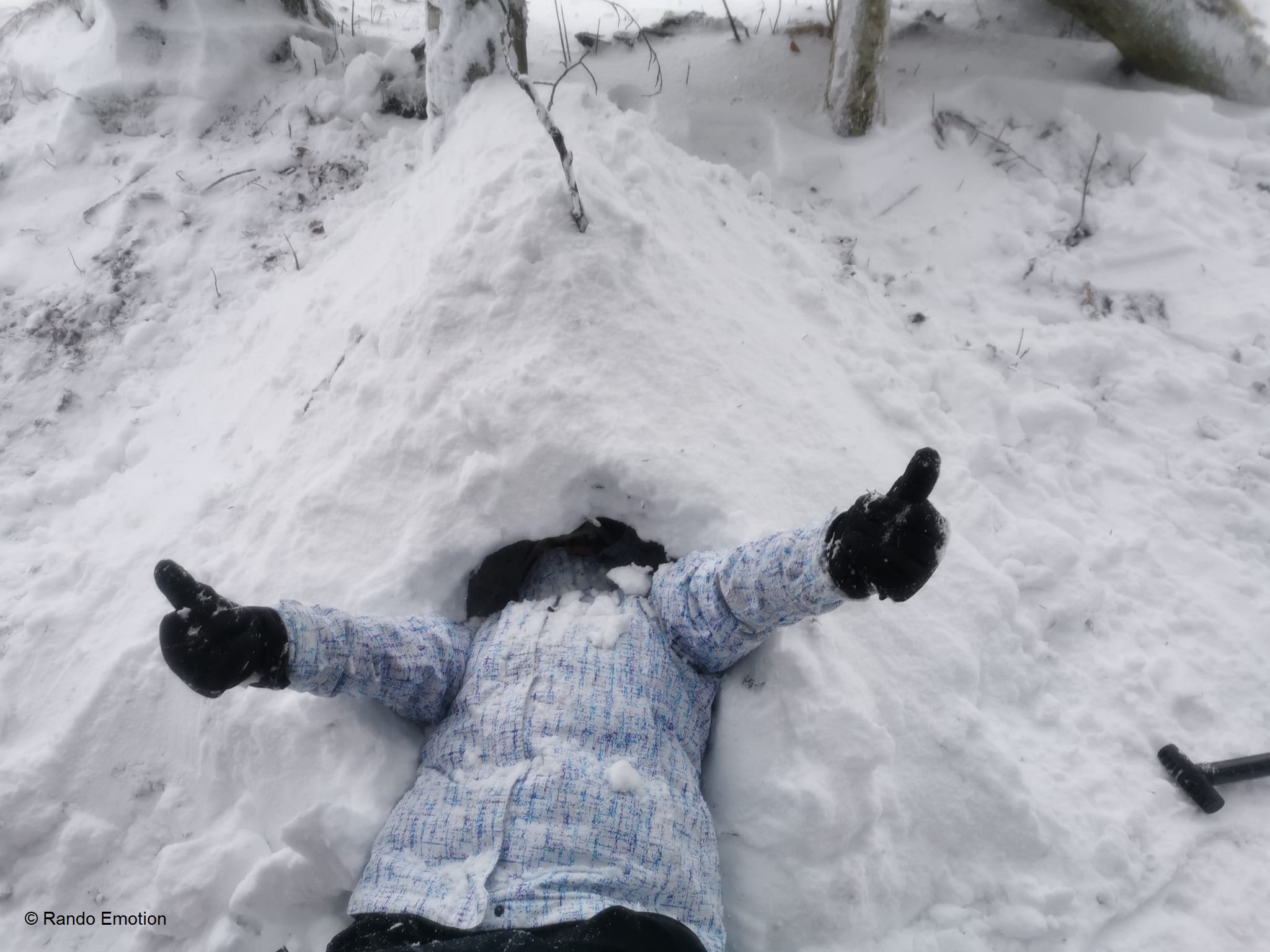 // Absence pour cause d'aventure //
Je serai injoignable du lundi 9 au dimanche 15 mars, car occupée à creuser des igloos pour y passer la nuit !
Je répondrai à vos demandes dès mon retour et vous raconterai mes aventures ⛄️
A bientôt !
#nuitenigloo #alaventure #jaimelaneige