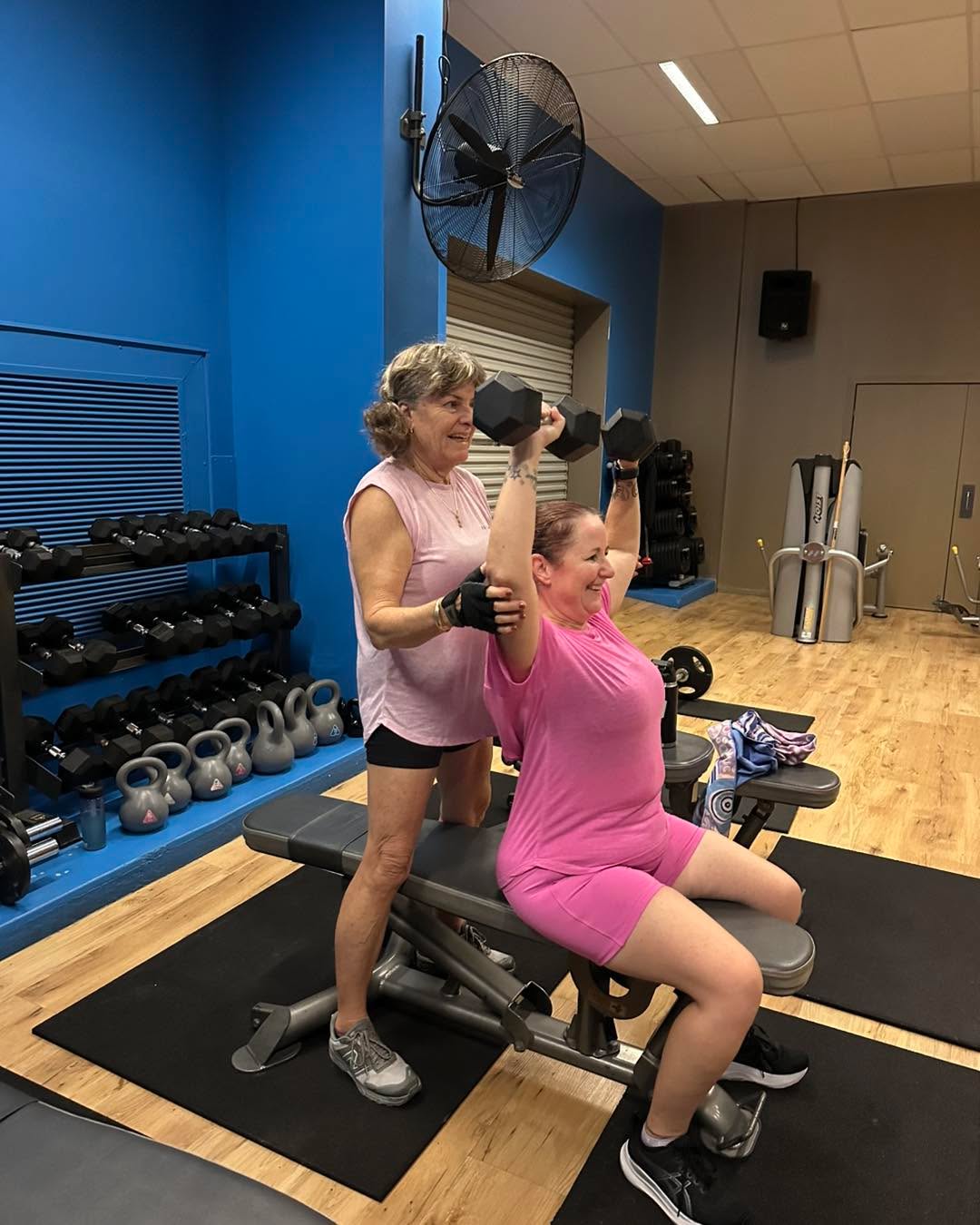 If gyms make you feel intimidated… you’re not alone.
Optibods was created as a safe, personal training space just for women.
2 x 50 minute strength sessions each week
24 week program
$55 per week
No cardio machines.
No burpees.
Just weights.
Your sessions are designed for your body, and we work with injuries, health conditions and all fitness levels.
We focus on functional movement, posture, balance and building lean muscle to shape the body and support long-term health.
Optibods is also a strict no judgement safe space, so every woman feels comfortable walking through the door.
All members receive their macro and calorie targets so you understand how to fuel your body alongside your training.
For those wanting deeper support, Optibods Nutrition Coaching, personalised nutrition plans and our Body On™ learning hub are available at discounted member rates.
We’ve built plenty of tools to help you succeed — how much you use them is up to you. No pressure, but we’re here when you need extra support.
After working with women for over a decade, one thing is clear… every body is different, and that’s exactly how we approach training.
Some crèche hours available (please enquire for more details)
Message now to get started.