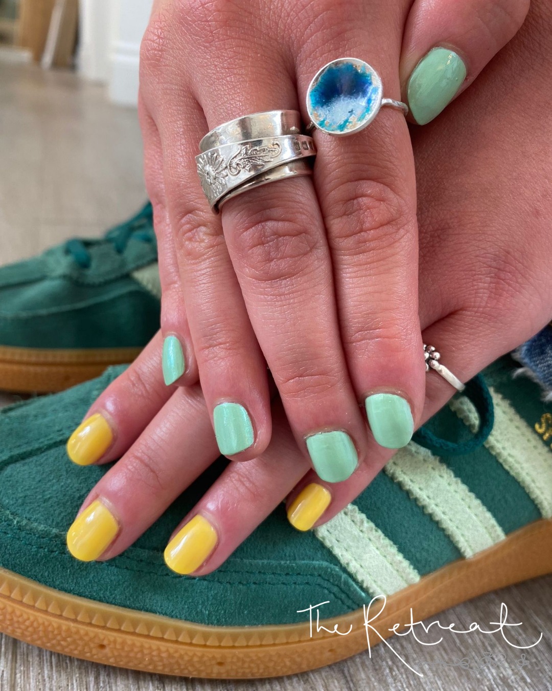 Spring nails incoming!
Call us on 01485 210387 to book or book online at www.retreat-spa.co.uk 💅
#NorthNorfolkBeautySalon #TheRetreatBeautySpa #TheRetreatBeautySalon #GelNails