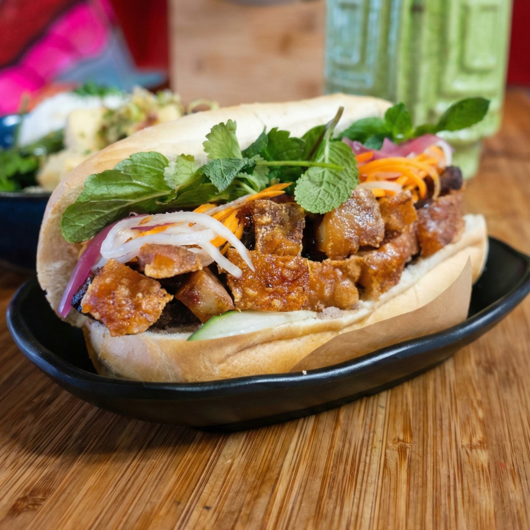 EXPRESS LUNCH WITH BLUE GINGER 💙NOTHING OVER $20.00.
Every Wed, Thur and Friday from 11am - 2pm.
1. Roast Pork Belly Banh Mi 🥖
2. Ph Ga (Lemongrass Chicken) 🍜
3. Karaage Hawker Roll 🥖
4. Lunch Vietnamese Noodle Bowl 🍜
Dine in or Takeaway: https://www.blueginger.co.nz/online-ordering #lunch