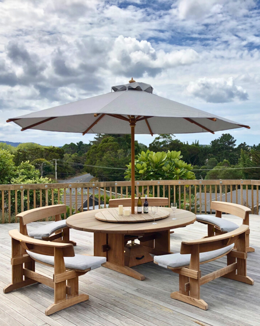 Crafted with precision and designed for lasting outdoor living.
Each Ethan Umbrella is handcrafted in New Zealand using hardwood frames, marine-grade hardware and premium Sunbrella fabric. Built to withstand coastal conditions while delivering refined style and reliable shade.
Available in octagonal and square forms, and in a curated range of colours, each umbrella can be paired beautifully with your Ethan Setting. From canopy fabric through to seat cushions, every detail can work together to create a cohesive outdoor space that feels uniquely yours.
More than shade, it is the finishing touch that completes the setting.
Handcrafted. Enduring. Made for moments outdoors.
