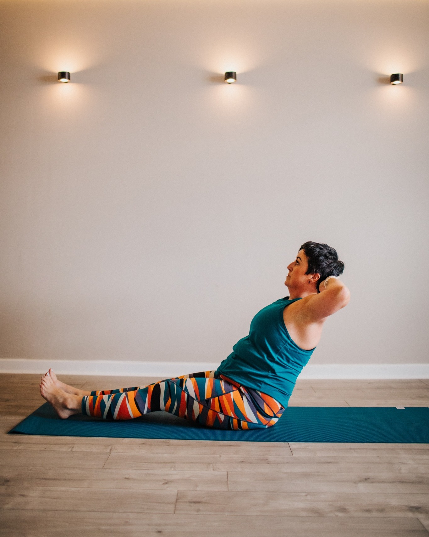 Exercise 15/34
š HAPPY MOTHERāS DAY!
Previous exercises like roll up and rolling back to prepare you for the Neck Pull. Unlike the roll up, where spinal flexion and ācā curve is maintained throughout, the neck pull has a lift to lengthen through the spine before the roll down sequence.
Aim is full spinal articulation into flexion from the head, length through the spine from head to tail and then the roll down initiating from the tail bone one vertebrae at a time. Keep the pelvis stacked under the shoulders, shoulders stabilised.
A great exercise, not only to mobilise the entire spine but also to open the front of the hip joint, challenge hip flexor strength and spinal stability.
Definitely a work in progress for meā¦!!
Looking at the apparatus - the short box work on the Reformer and the Back Rowing on Reformer or Cadi is all going to help you with your Neck Pulls.
šš»
#marchmatness #marchmatness2026 #pilates #pilatesmat #controlology #returntolife