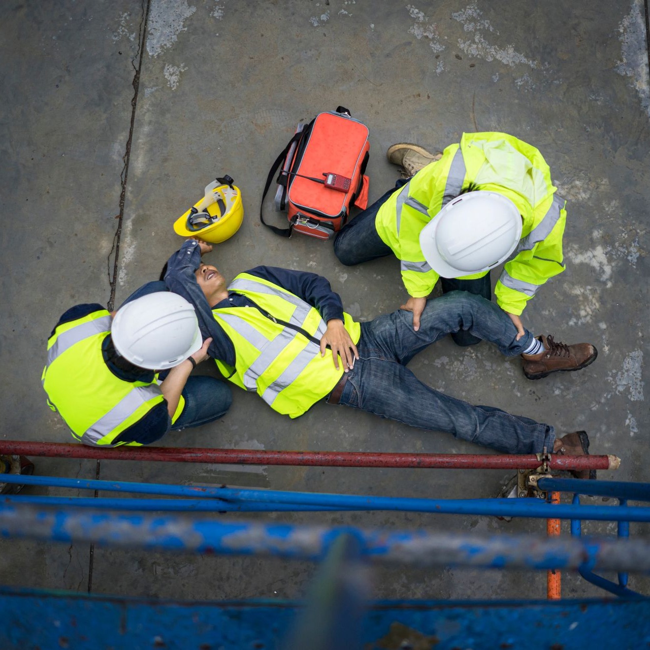 Workplace first aiders are often the difference between panic and calm when something unexpected happens.
Our 3-Day First Aid at Work Course in Milton Keynes trains your staff to respond confidently to medical emergencies in the workplace.
Over three practical days your team will learn how to manage incidents, perform CPR, use a defibrillator, treat serious bleeding, fractures, burns and many other common workplace emergencies.
Successful learners gain a nationally recognised Level 3 First Aid at Work qualification valid for three years.
If your business needs fully trained workplace first aiders, this is the course designed for you.
Book your place here:
https://training.dtmk.co.uk/service-page/first-aid-at-work-3-days-1
#BystandersToLifesavers #NobodyLeftWithoutCare #PreparedPeople #SaferWorkplaces #StrongerFamilies #DTMK #FirstAid #FirstAidTraining #MiltonKeynes #Buckinghamshire #Bedfordshire #Northamptonshire #Oxfordshire