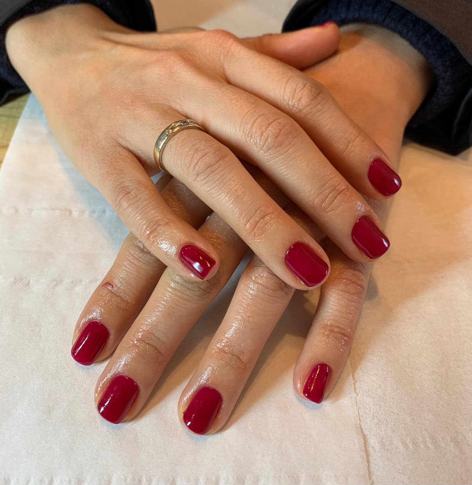 Gorgeous set from Holly today ❤️❤️❤️ love this RED, feeling autumnal with these crisp chilly evenings🍁🍂🍁🍂🍁