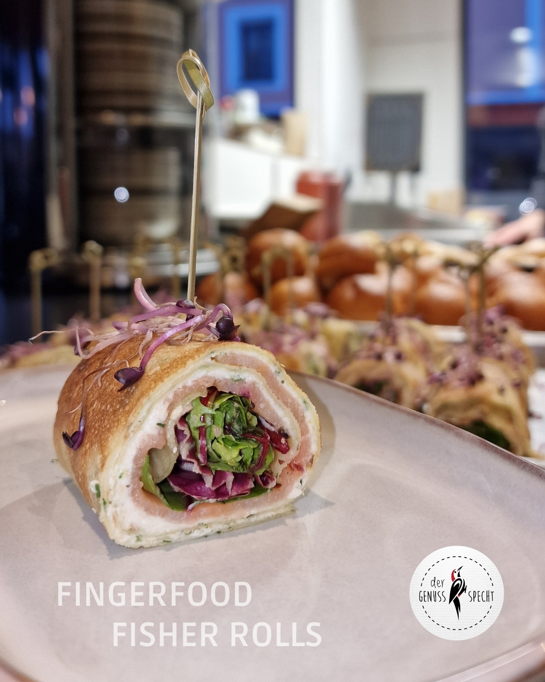 Klein, fein und voller Geschmack. ✨
Unsere Fisher Rolls sind perfektes Fingerfood für besondere Anlässe: zart gefüllt, frisch gerollt und mit viel Liebe zum Detail zubereitet. Knackiges Gemüse, feine Aromen und eine leichte Hülle – ein Genuss in jedem Bissen.
Ideal für Feiern, Empfänge oder einfach zum Genießen in geselliger Runde. 🥂
#Fingerfood #FisherRolls #Kulinarik #GenussMomente #Handgemacht #EhrlichGekocht #EinfachGuad #RegionalGenießen #ÖsterreichischeSchmankerl #AustrianFood #Alpenküche #AlpenKulinarik #AlpinKitchen #VeggieKüche #Vegetarisch #Soulfood #GoodFoodGoodMood #Foodlover #Catering #Streetfood #Foodtruck #Foodtrailer #derGenussSpecht #Bistro #SanktJohannImPongau #Pongau #SalzburgerLand #SalzburgSchmeckt