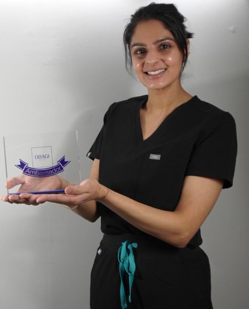 ✨ Why choose me as your trusted injector and skincare expert? ✨
Your face deserves expertise, honesty, and a medical-led approach — not trends or shortcuts.
Here’s what makes my clinic different:
💉 Medical background – I am an Independent Prescribing Pharmacist with advanced knowledge of skin, facial anatomy, and treatment safety.
🧠 Education first – I take time to explain treatments, skincare, and realistic outcomes so you can make informed decisions.
✨ Natural results – My goal is always subtle, balanced results that enhance your features while still looking like you.
🩺 Safety and ethics – Every treatment begins with a consultation and medical assessment to ensure suitability.
🌿 Skin health focus – I don’t just treat lines or volume; I prioritise overall skin health and long-term results.
🤍 Personalised care – No rushed appointments, no one-size-fits-all treatments. Every plan is tailored to your skin and goals.
If you’re looking for expert guidance, natural results, and a practitioner you can trust, I’d love to welcome you to the clinic.
📍 Skin By Kiran – Calder Podiatry, Sowerby Bridge
📅 Book your consultation via Booksy