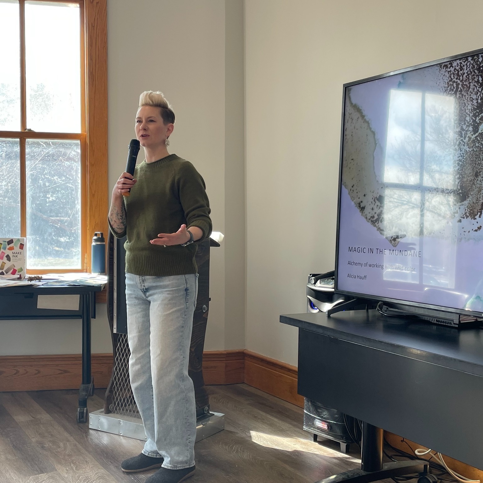 Another great NPBGS Annual Meeting in the books! 📸🎊 Thank you to all that joined us and donated towards our canning jar drive. We also want to extend an extra special thank you to @aliciahauffstudio for her sharing her keynote on wild color!
Our Member of the Year award was given to long-time member and volunteer, John Zvirovski. 👏 Congratulations John! Continuing the celebration, we honored other wonderful members with certificates of appreciation and welcomed two new board members, Clark and Amy!
We can't wait to see what the 2026 season holds for NPBGS. 🌱 Our continued growth wouldn't be possible without your support!