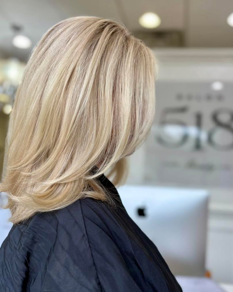 🌟We are ready for some sunshine Salon 518 Short Hills , are YOU ? Highlights by Inna if you want to be a #brightblonde ! ✨💫#brightblondehair # #brightblondehaircolor #shorthillsmoms #millburnsalon #millburnshorthills #shorthillsmallnj #shorthillsnjmoms #shorthillsnj✔️ #millburnmoms
BOOKING LINK IN BIO