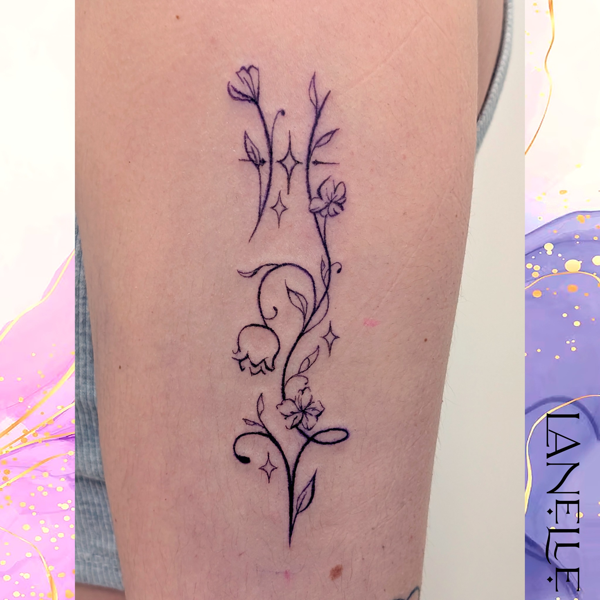 🌙 Toutes les histoires de famille ne s’écrivent pas avec des prénoms.
Parfois ce sont des étoiles,
des signes,
ou des symboles qui racontent le lien.
Des tatouages subtils pour garder les siens près de soi 🌙
Et vous, plutôt prénom… ou symbole ?
#atelierdesaiguilles #tatouageartistique #tatouagepersonnalisé #tatouages #tatouageféminin #tatouage #tattoo #arttattoo #tattooartist #tattoooftheday #tatouagefin #tatouagefineline #finelinetattoo #tatouagefrance