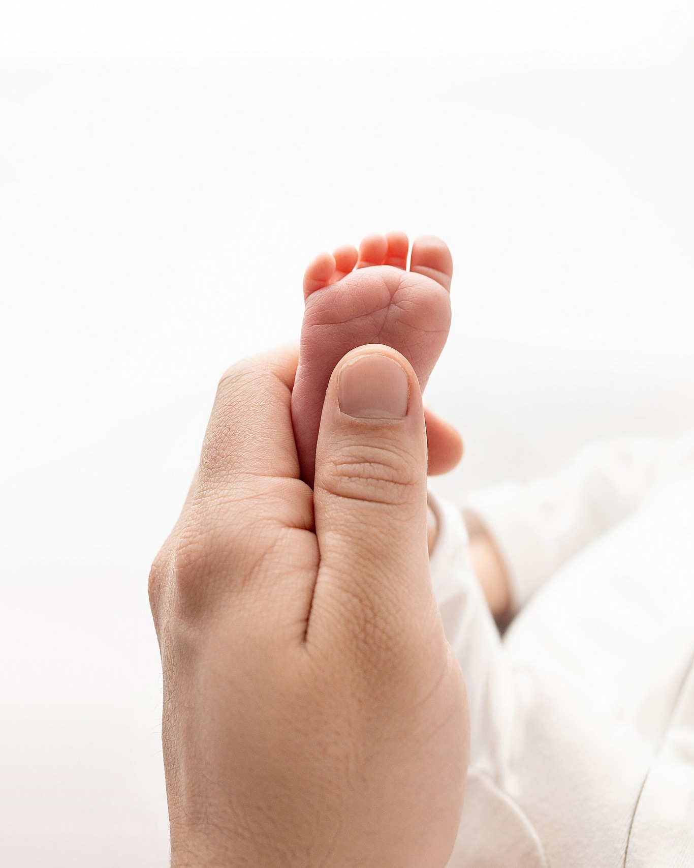 Little tootsies - these details are EVERYTHING!
.
.
Janellemcdonnellphotography.com